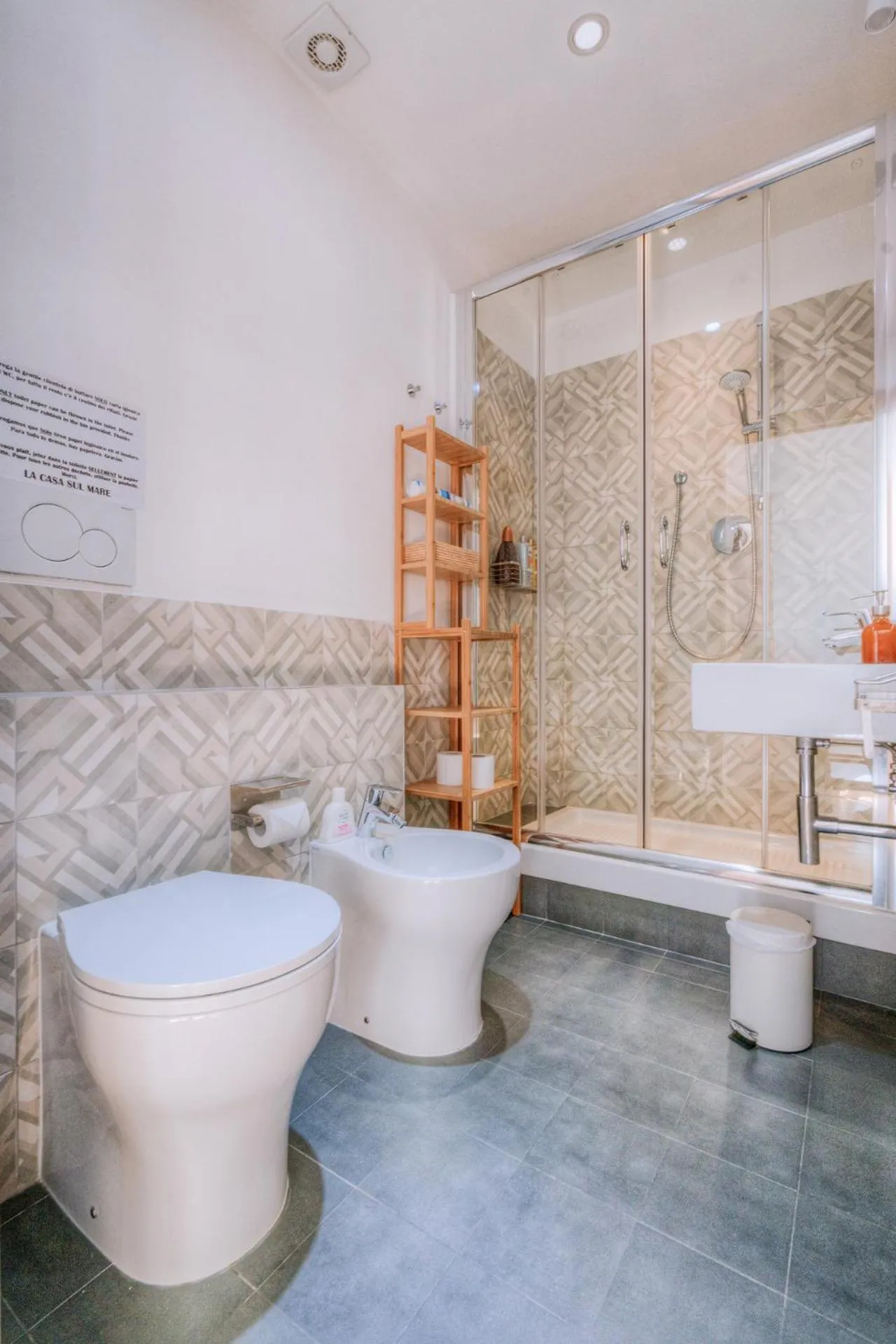 Bathroom in La Casa Sul Mare