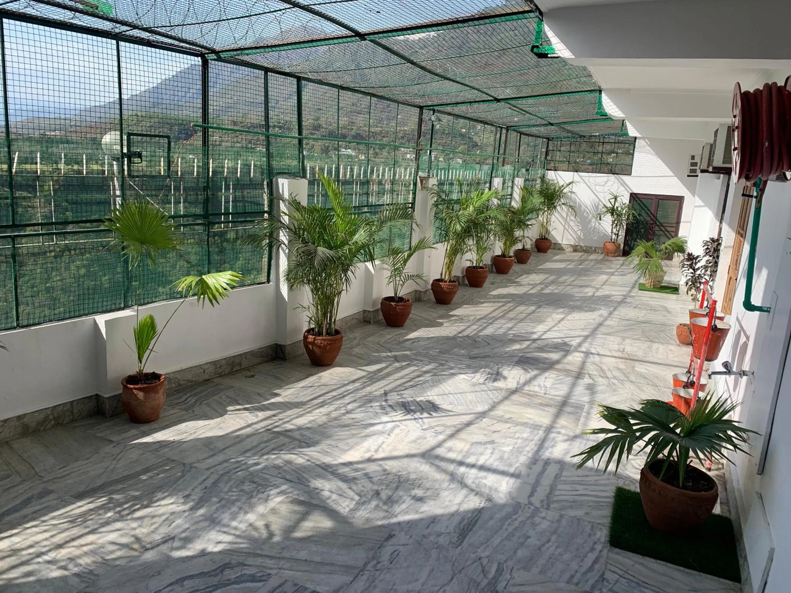 Patio in Hotel Maha Luxmi Palace
