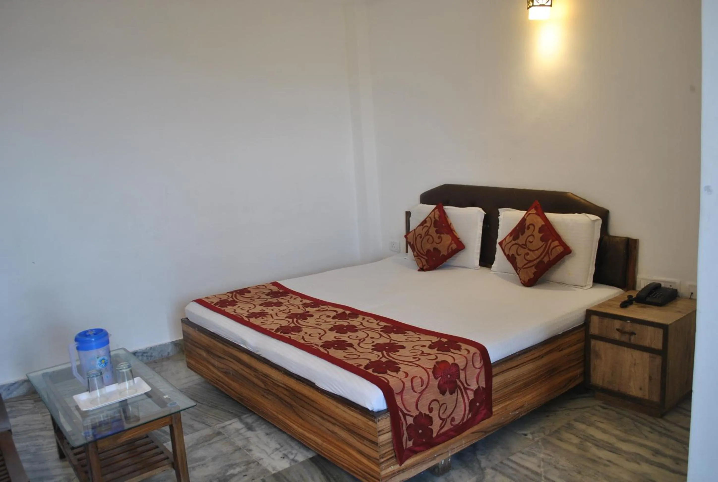 Bedroom, Bed in Hotel Maha Luxmi Palace