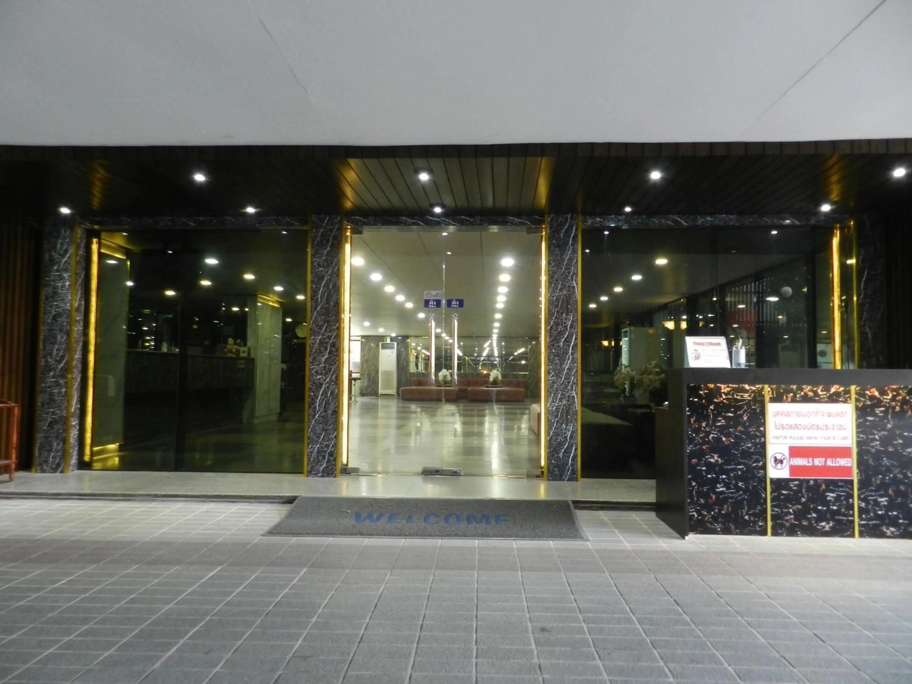 Property building in Nanatai Suites