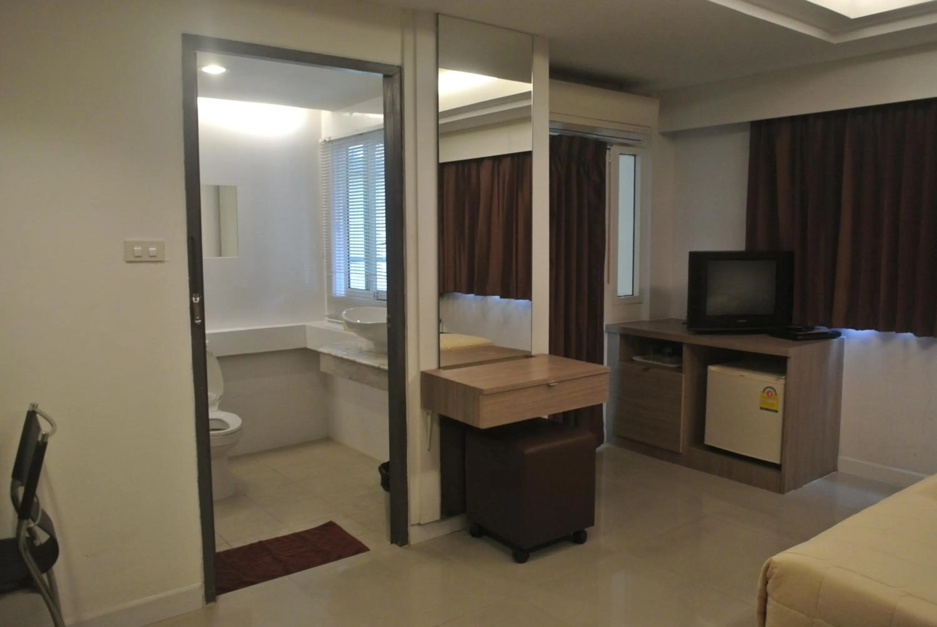 Decorative detail, Bed in Nanatai Suites