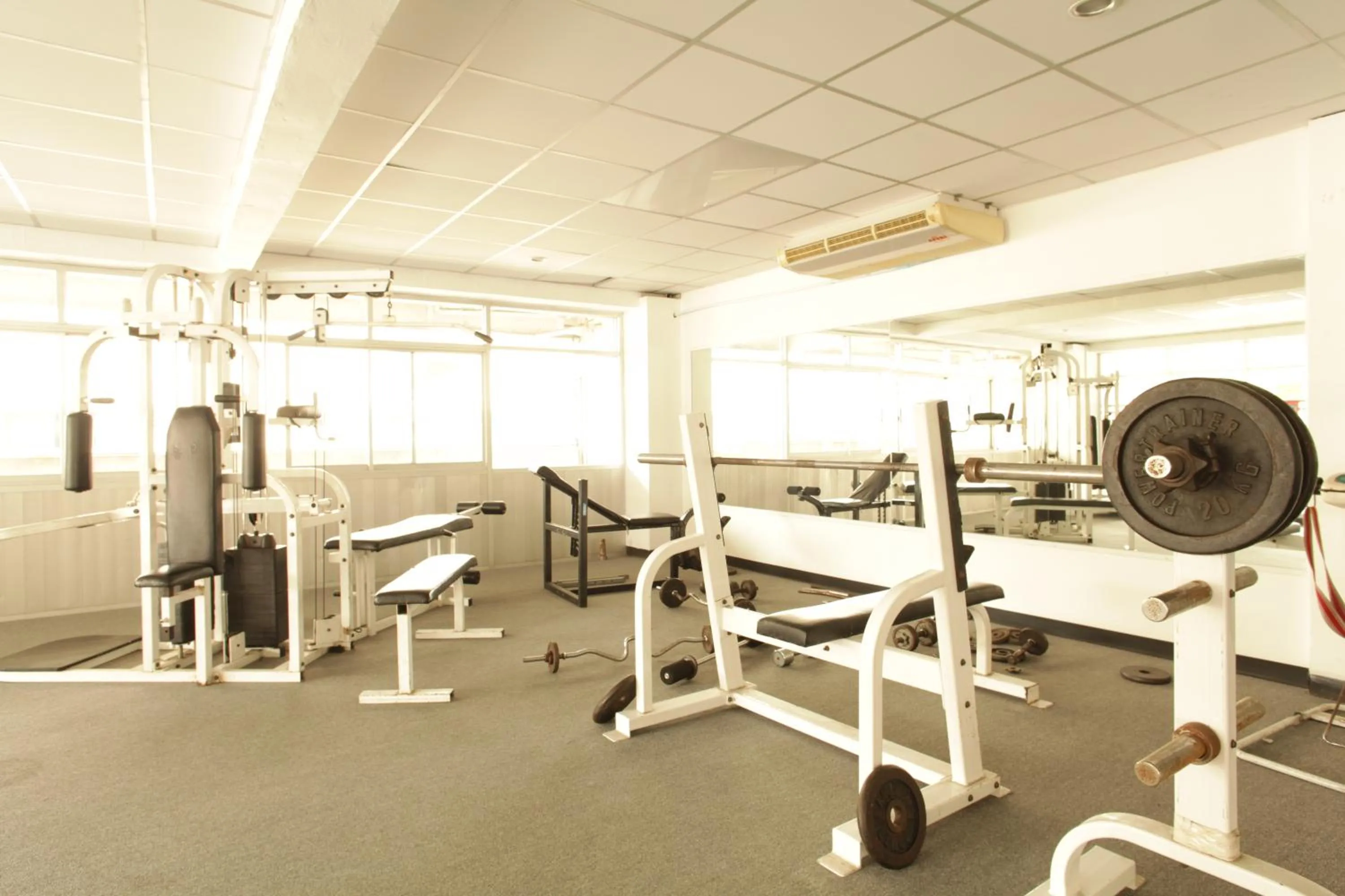 Fitness centre/facilities in Nanatai Suites