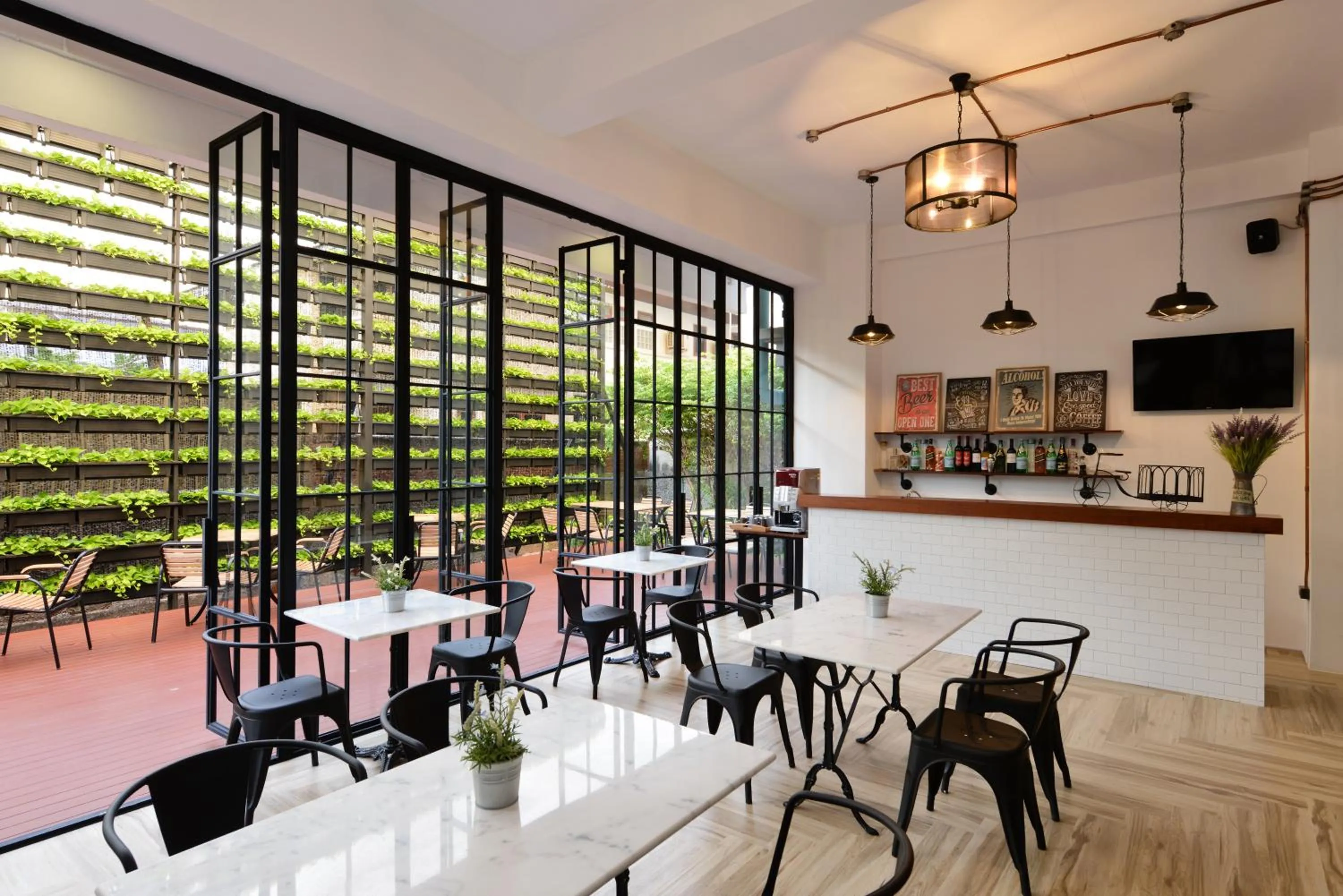 Food in Ruenthip Pattaya