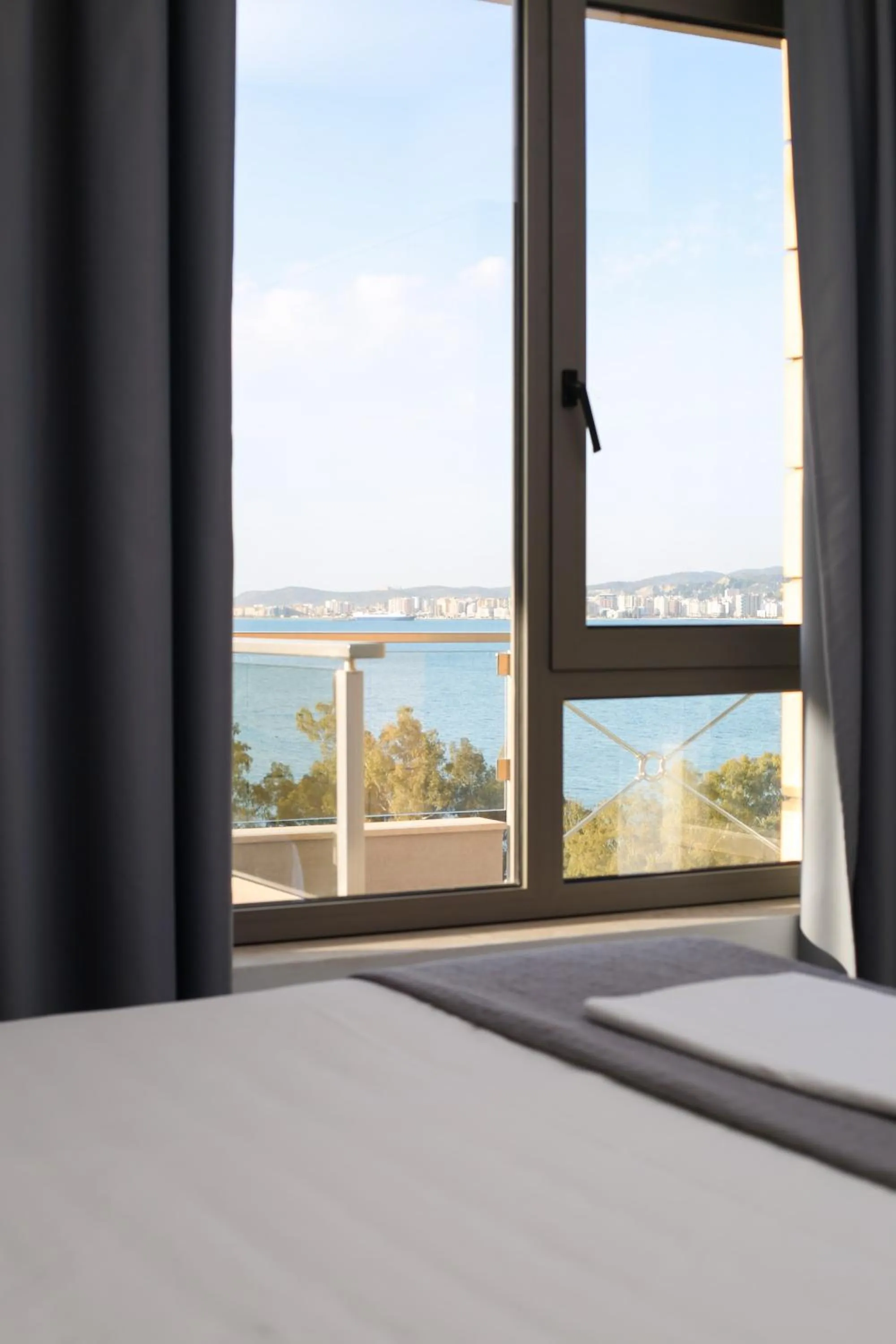 Sea view, Bed in Diamond Hill Resort & SPA