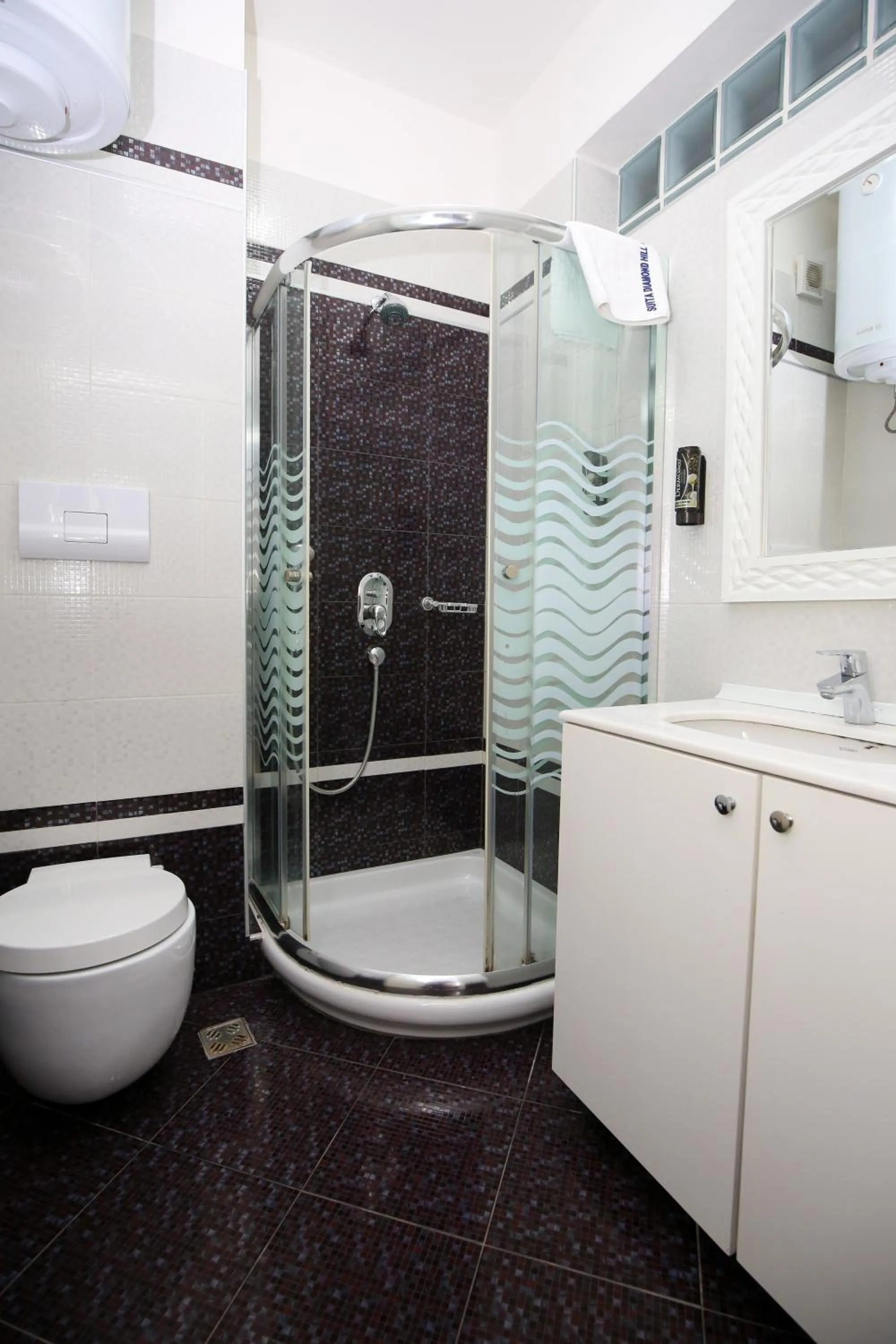 Shower in Diamond Hill Resort & SPA