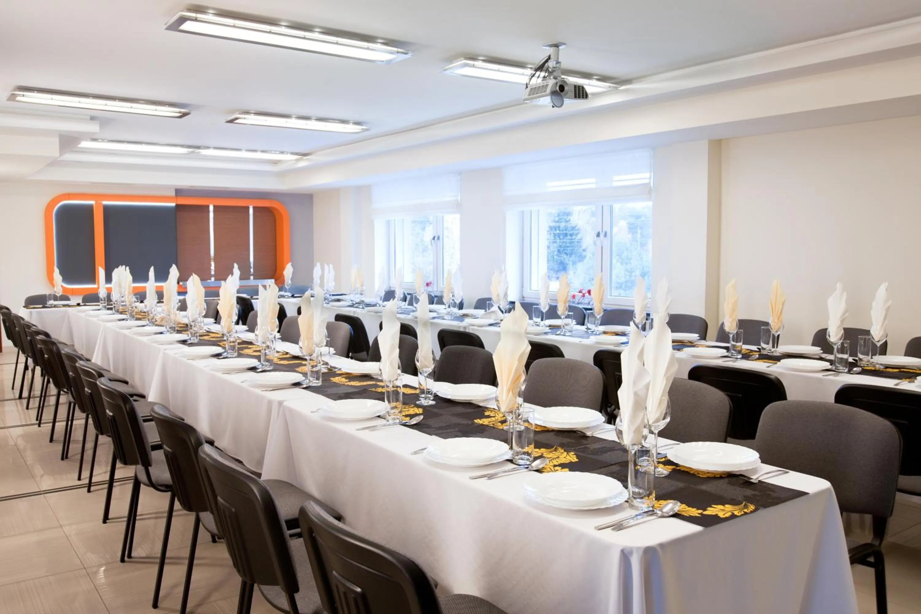 Banquet/Function facilities in Młoda Europa