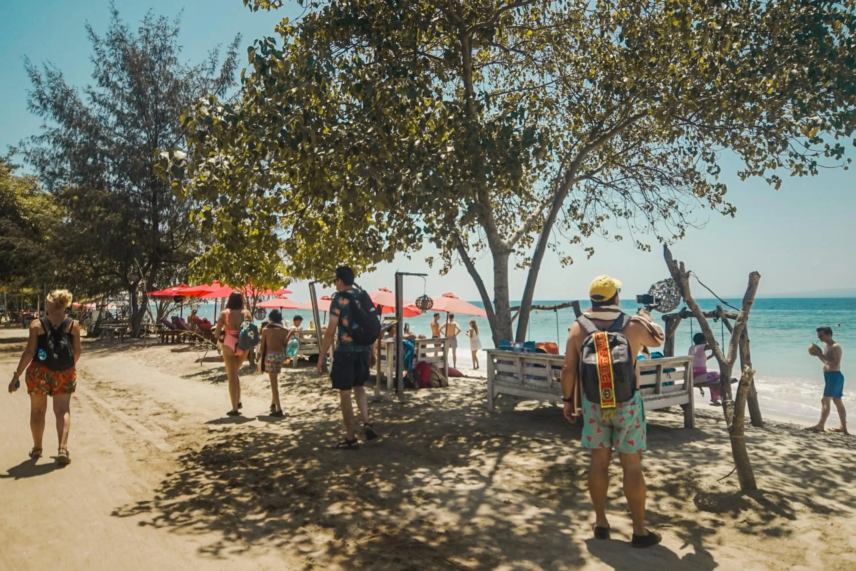 Restaurant/places to eat in Segar Village