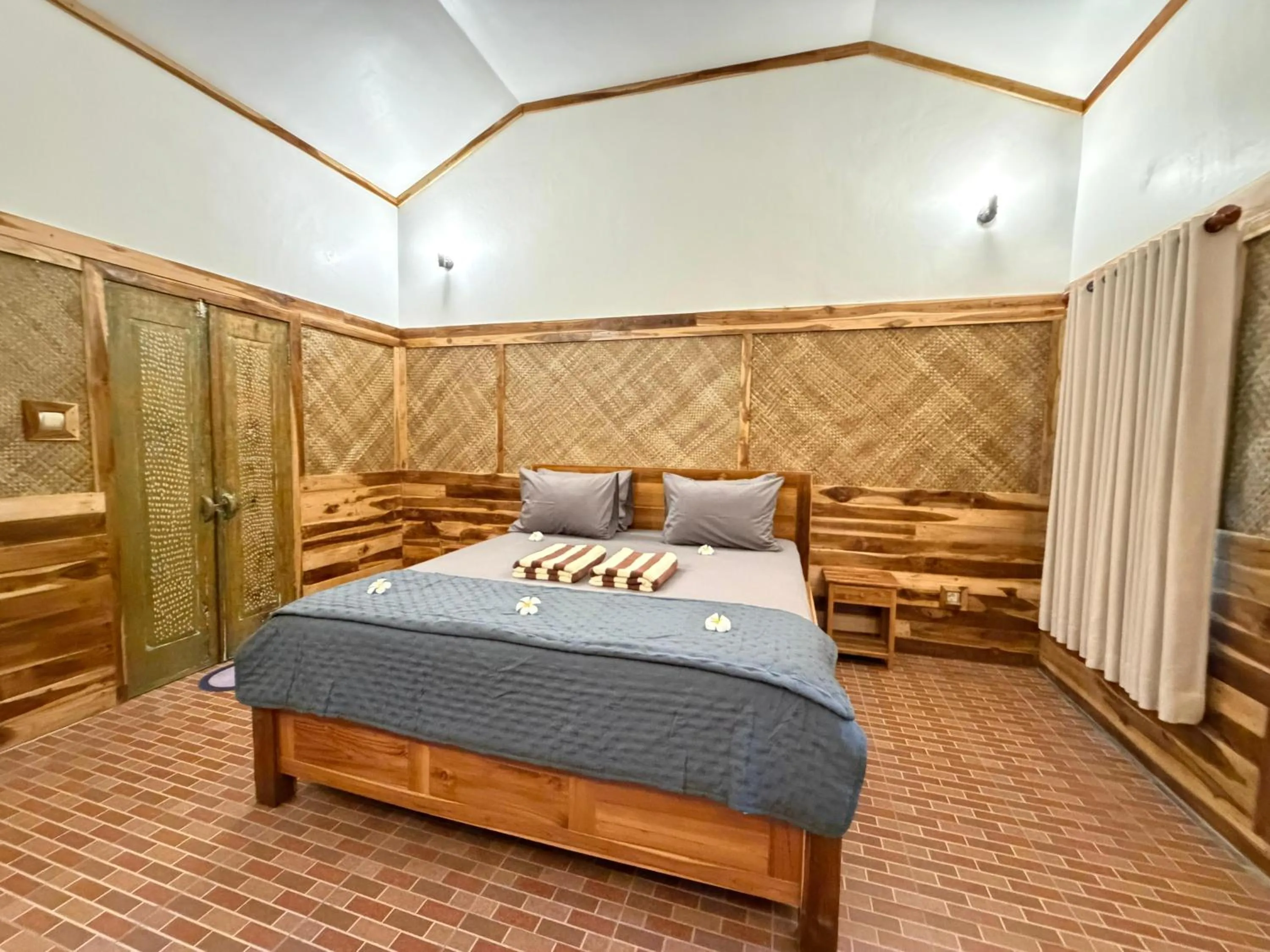 Bed in Segar Village