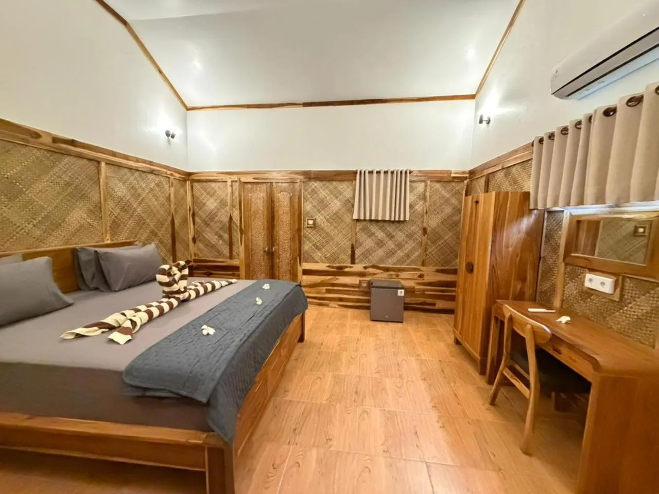 Bed in Segar Village