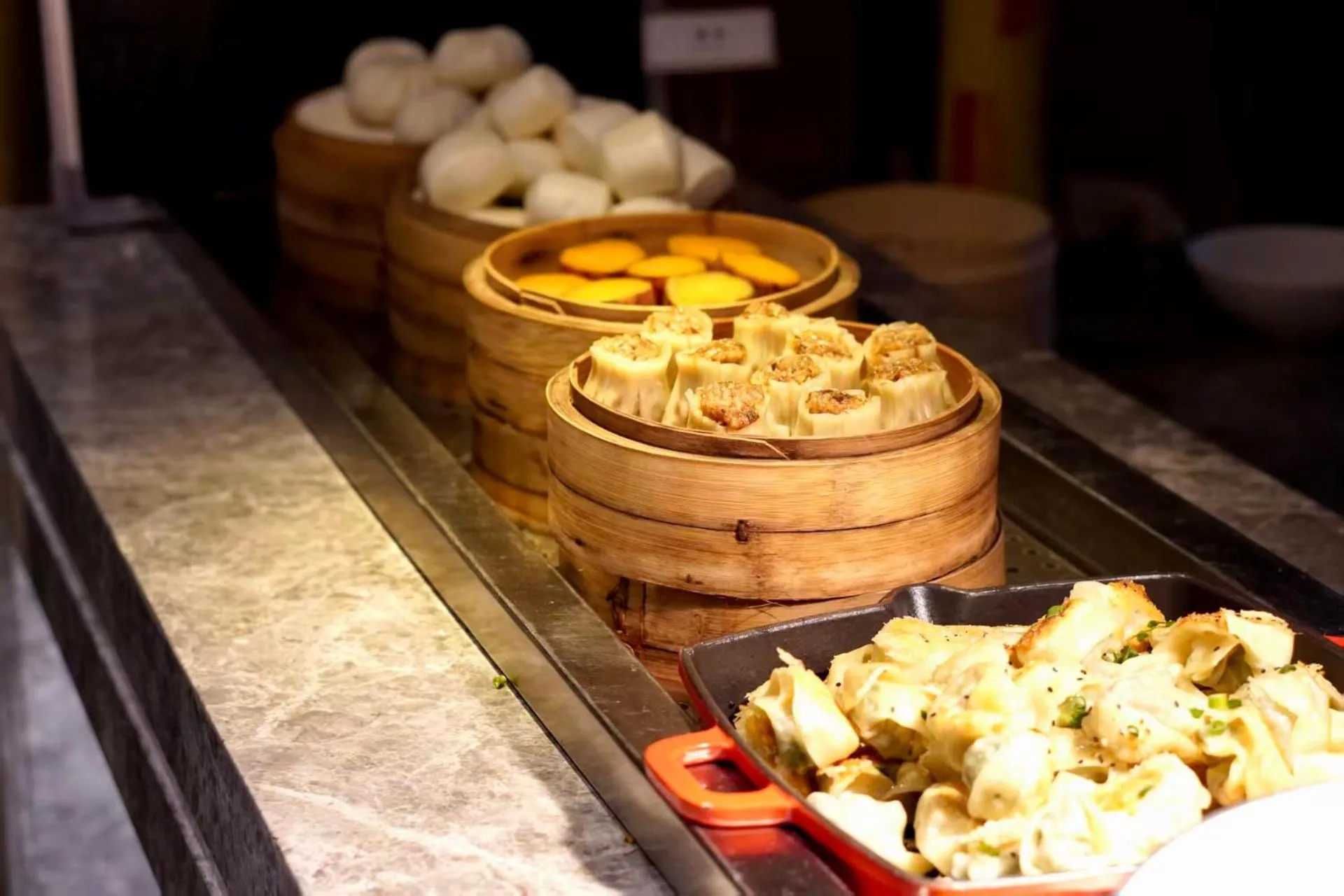 Buffet breakfast in Mai Xinge Boutique Hotel - Free shuttle buses are provided between PVG Airport and Disneyland