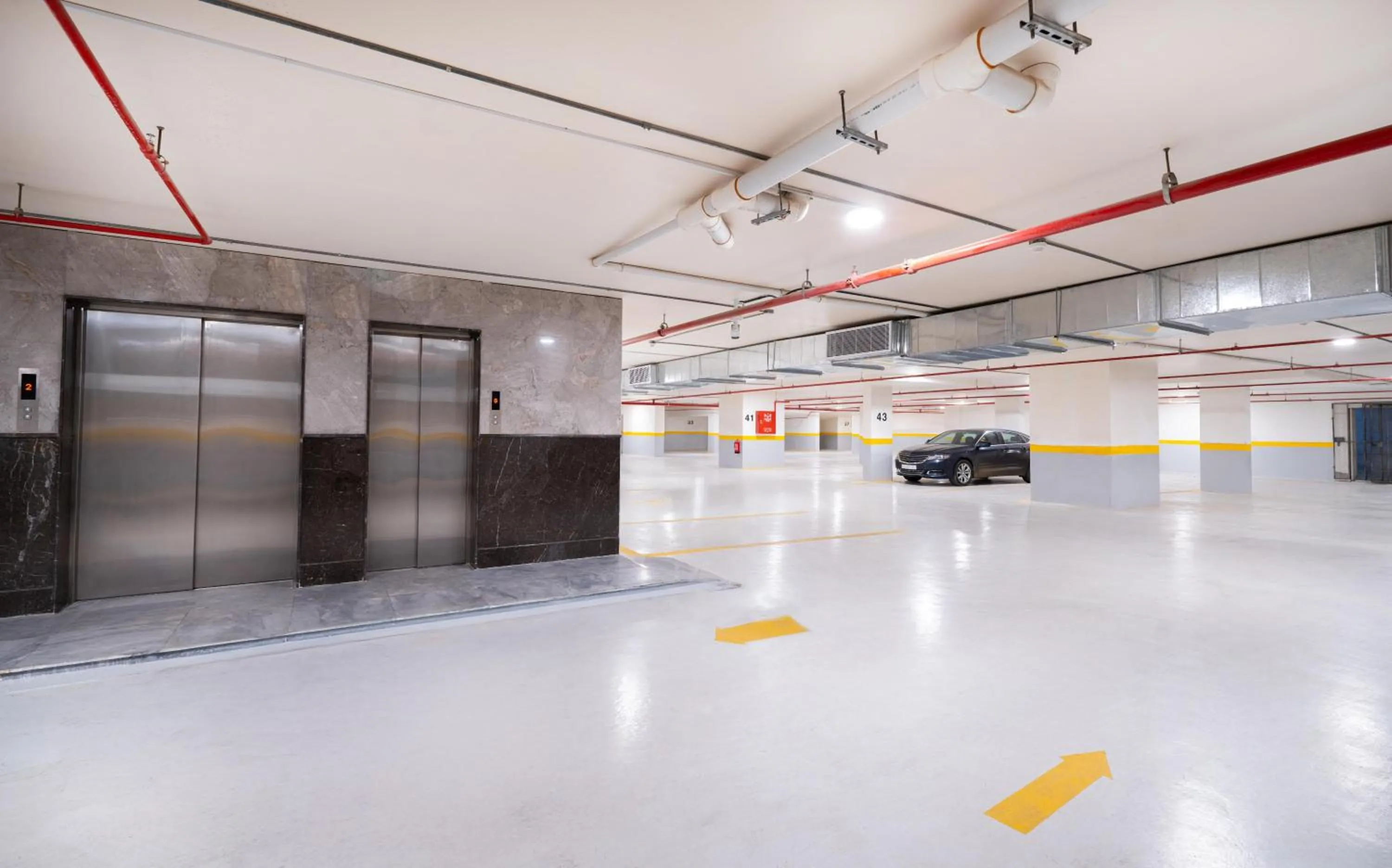 Parking in Sunday Jeddah Hotel