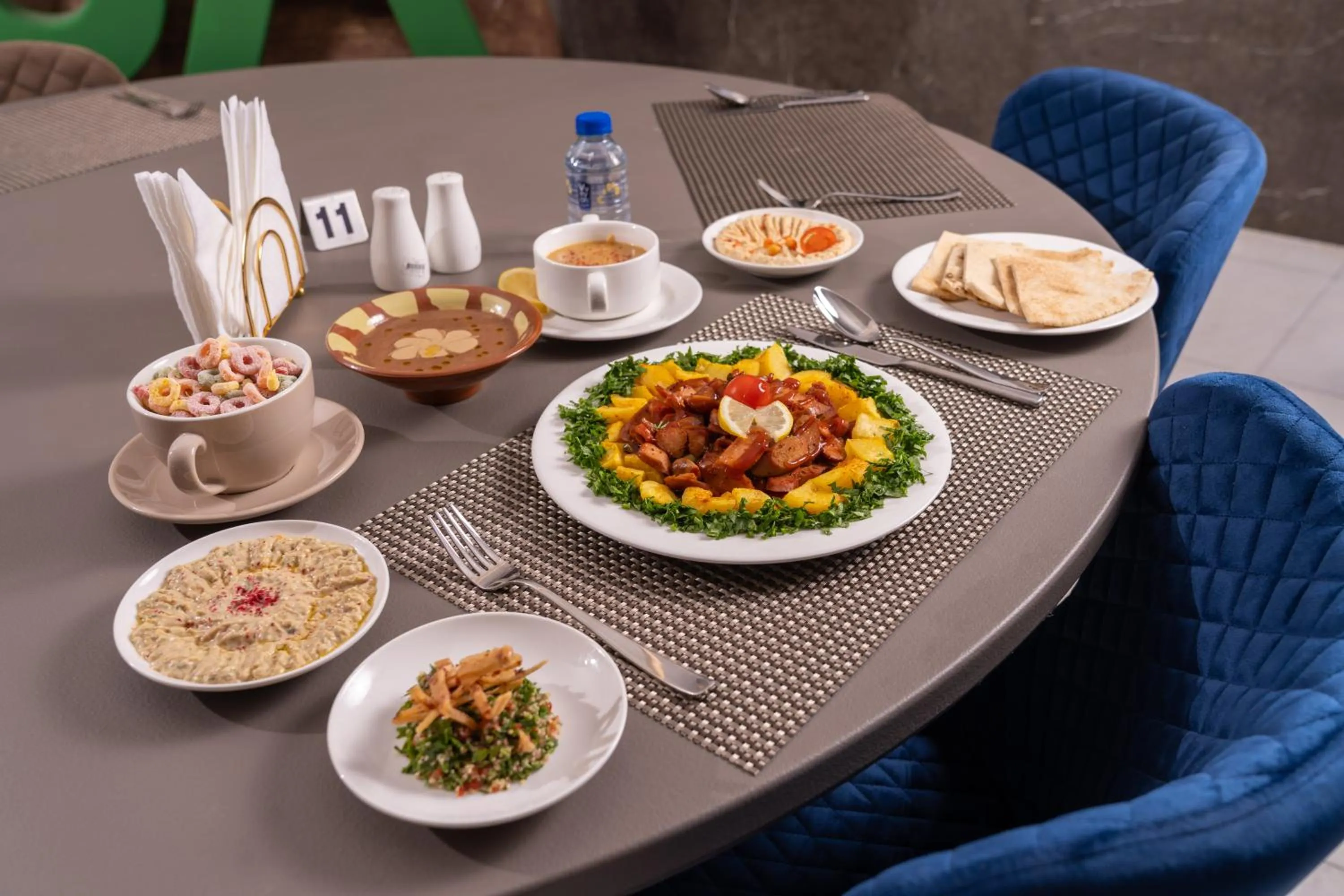 Food and drinks in Sunday Jeddah Hotel