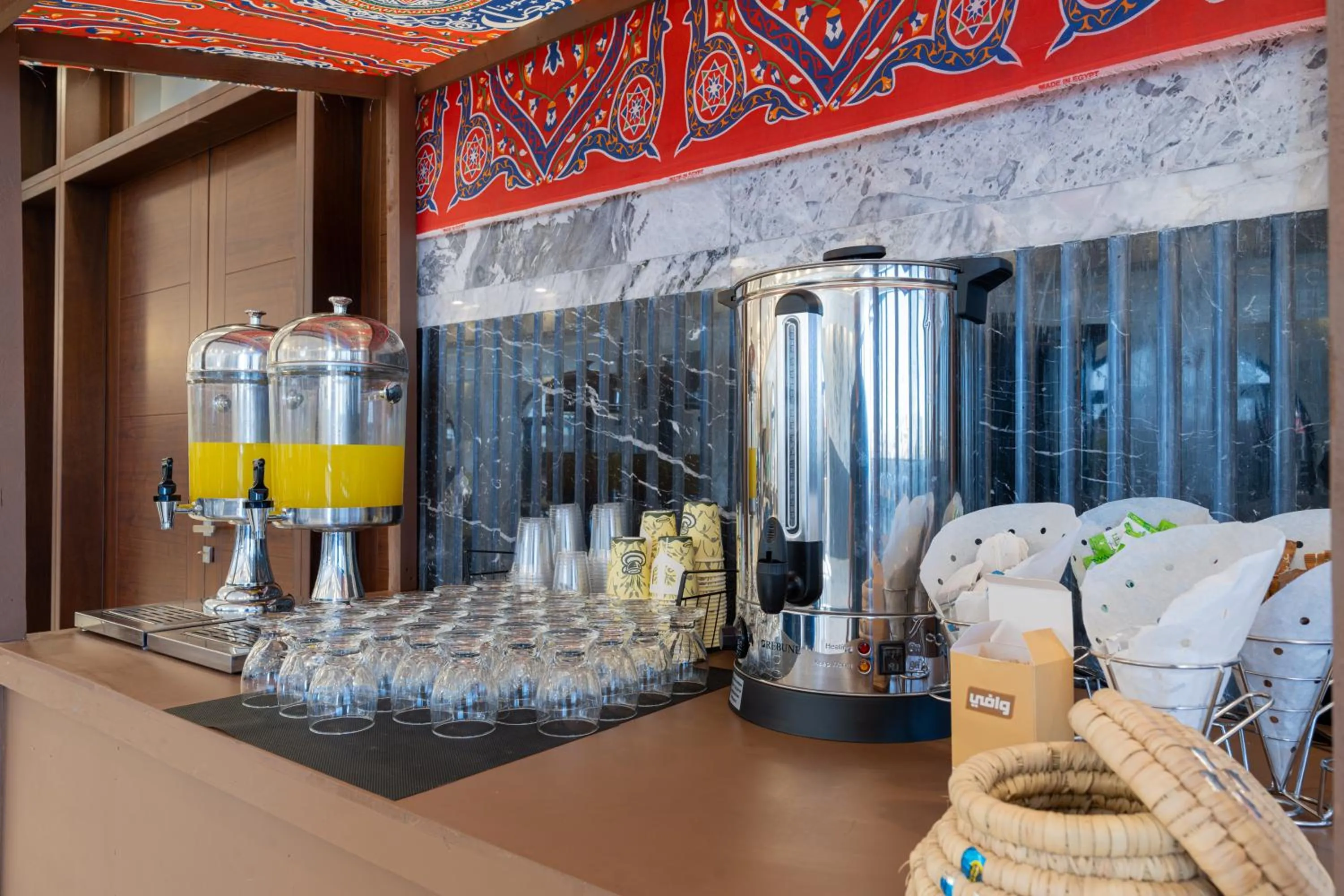 Food and drinks in Sunday Jeddah Hotel