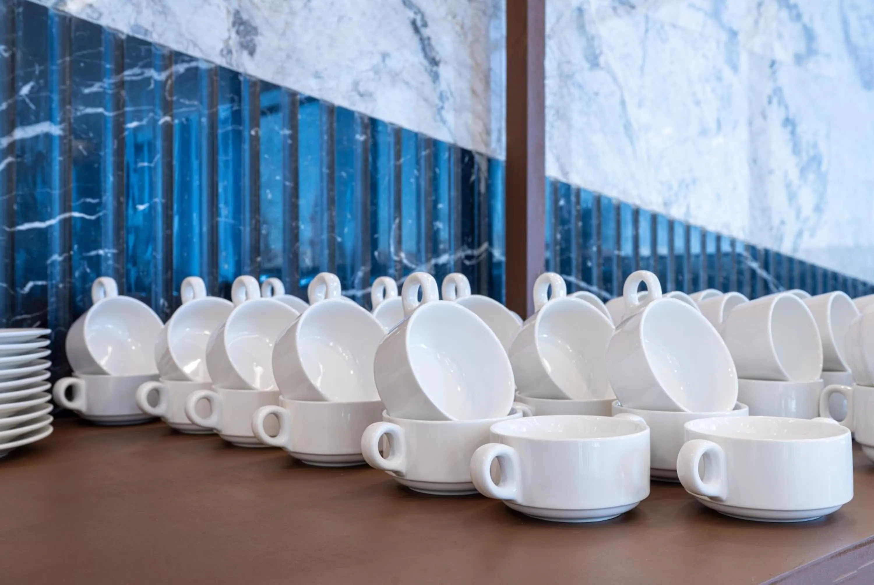 Restaurant/places to eat in Sunday Jeddah Hotel