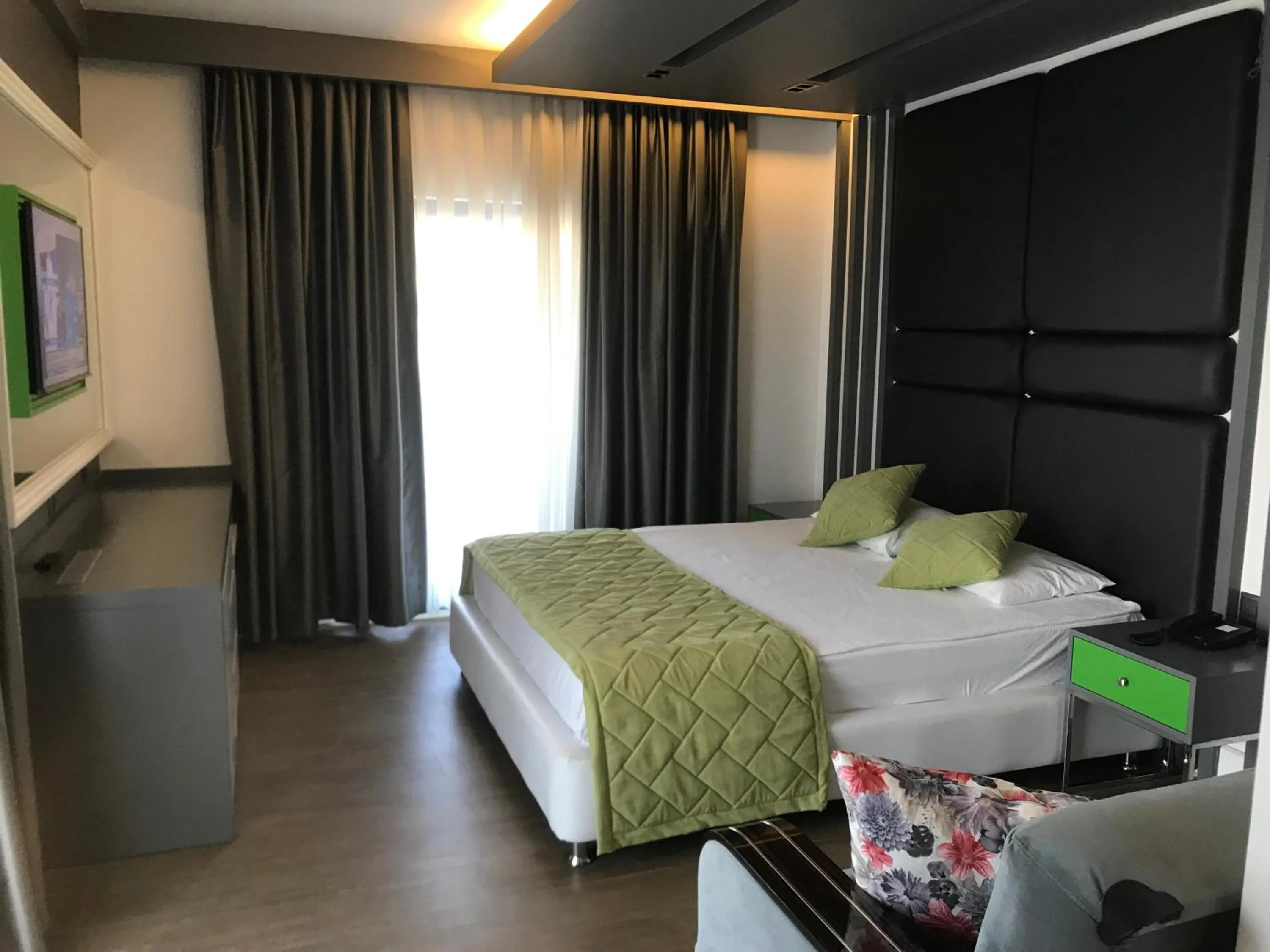 Bed in Oyster Boutique Hotel