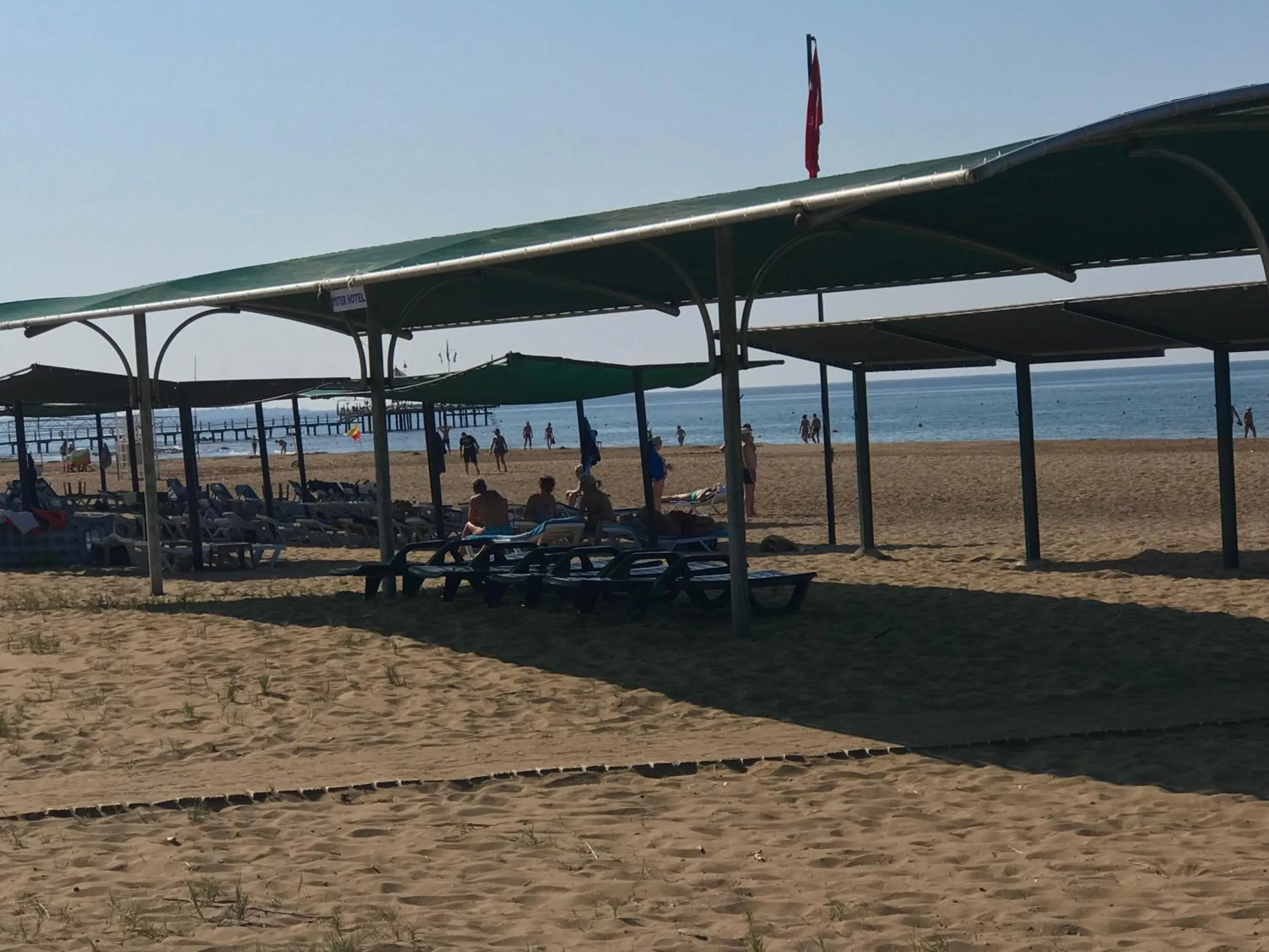Beach in Oyster Boutique Hotel