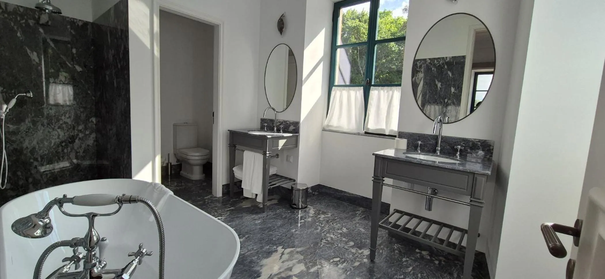 Bathroom in Oca Grande Hotel Do Pezo