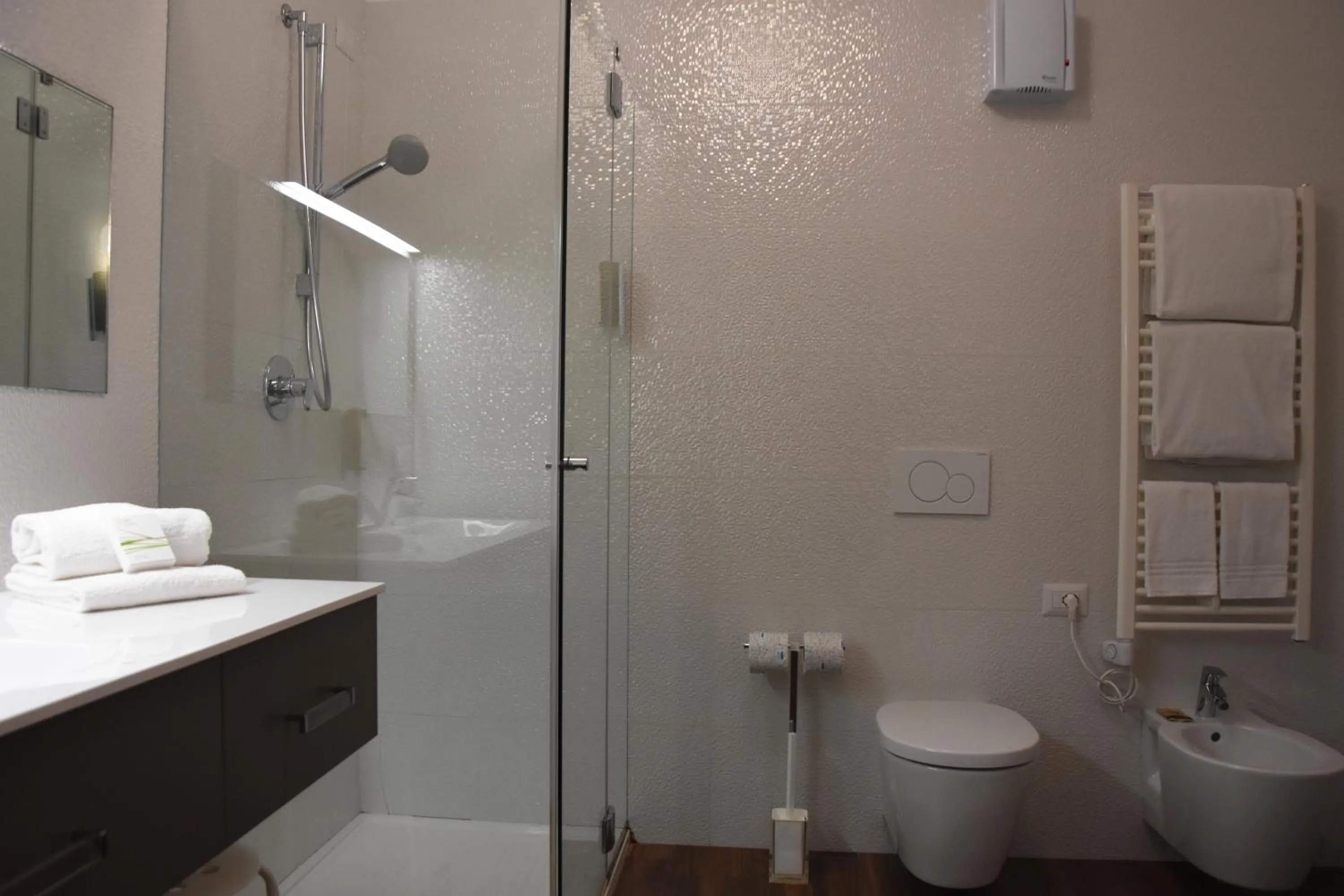 Shower in Residence Nazionale Matera