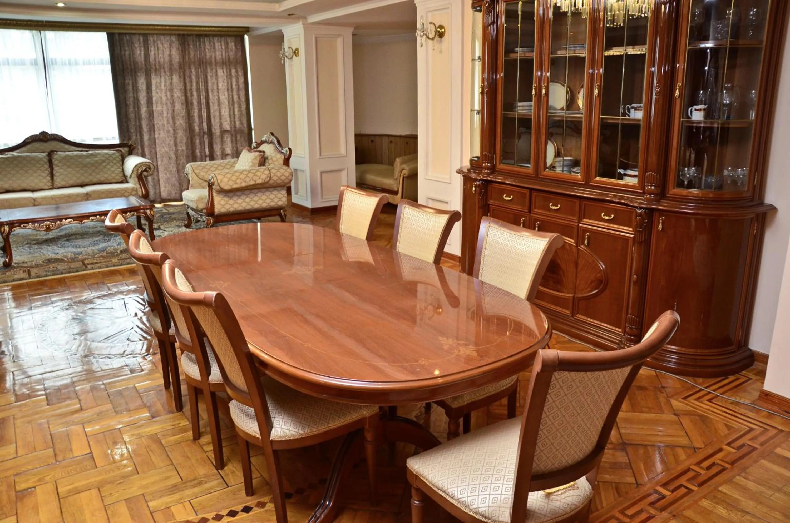 Communal lounge/ TV room in Karvan-N