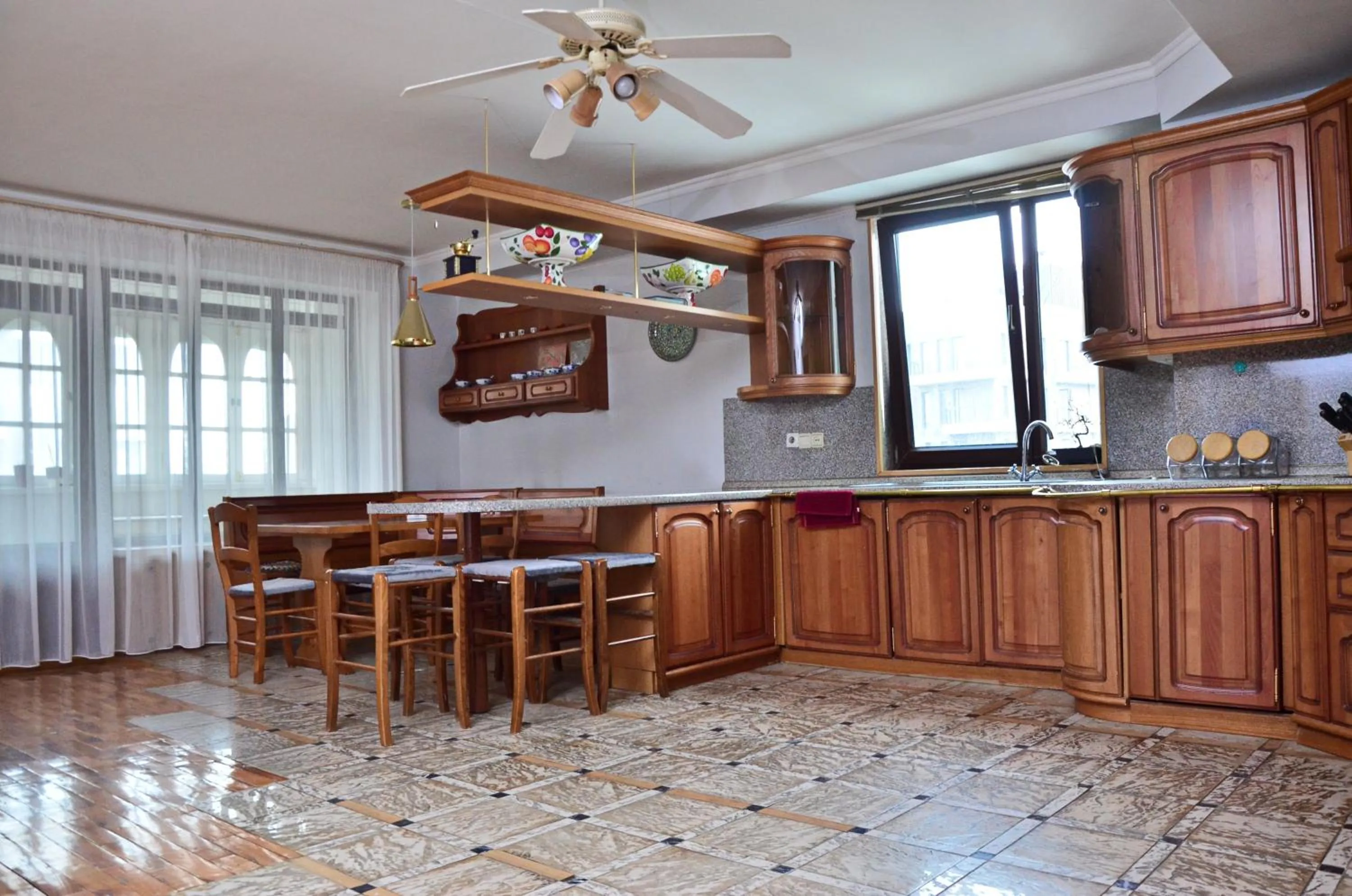 Kitchen or kitchenette in Karvan-N