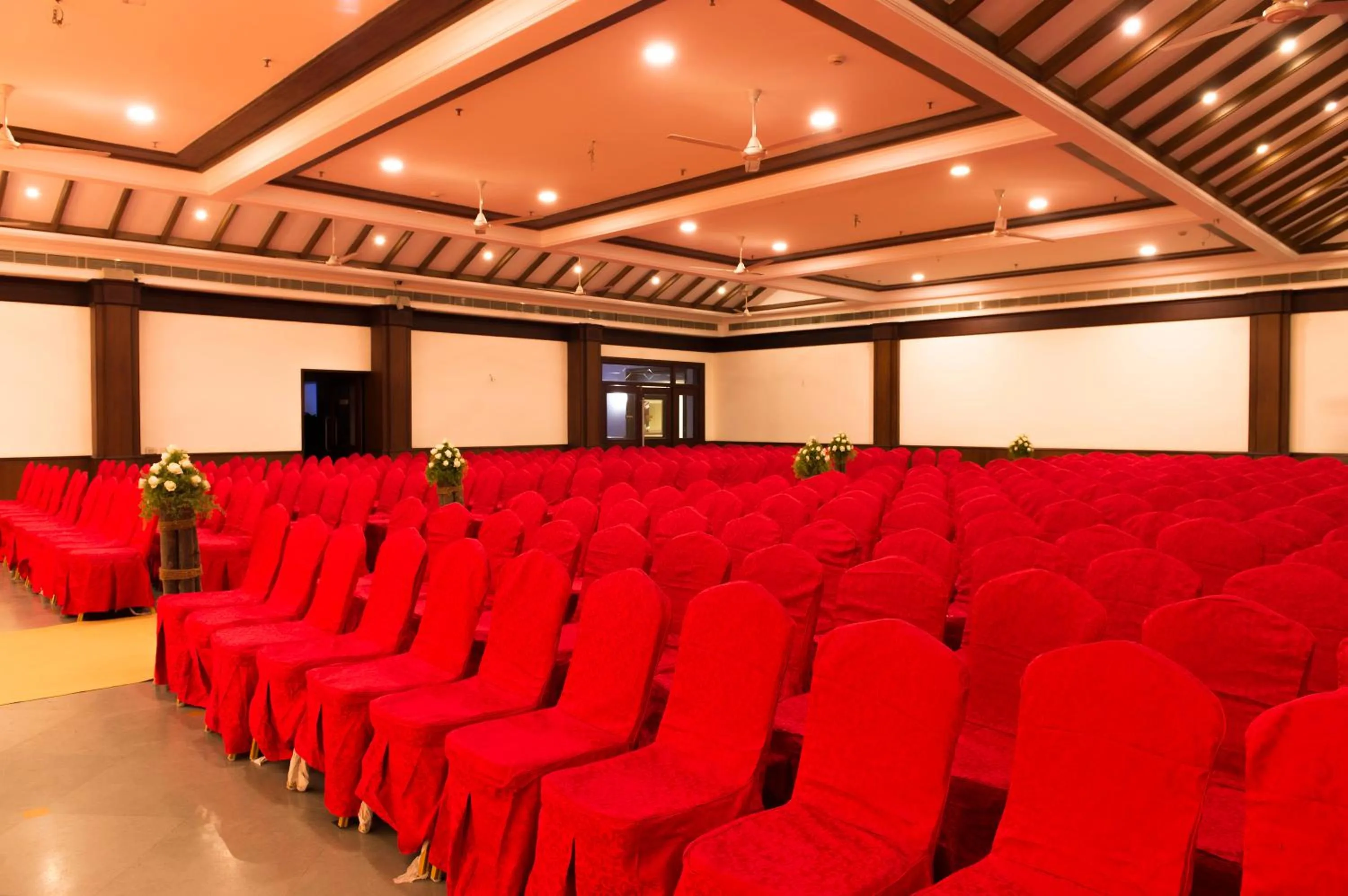 Meeting/conference room in Bhasuri Inn Guruvayoor