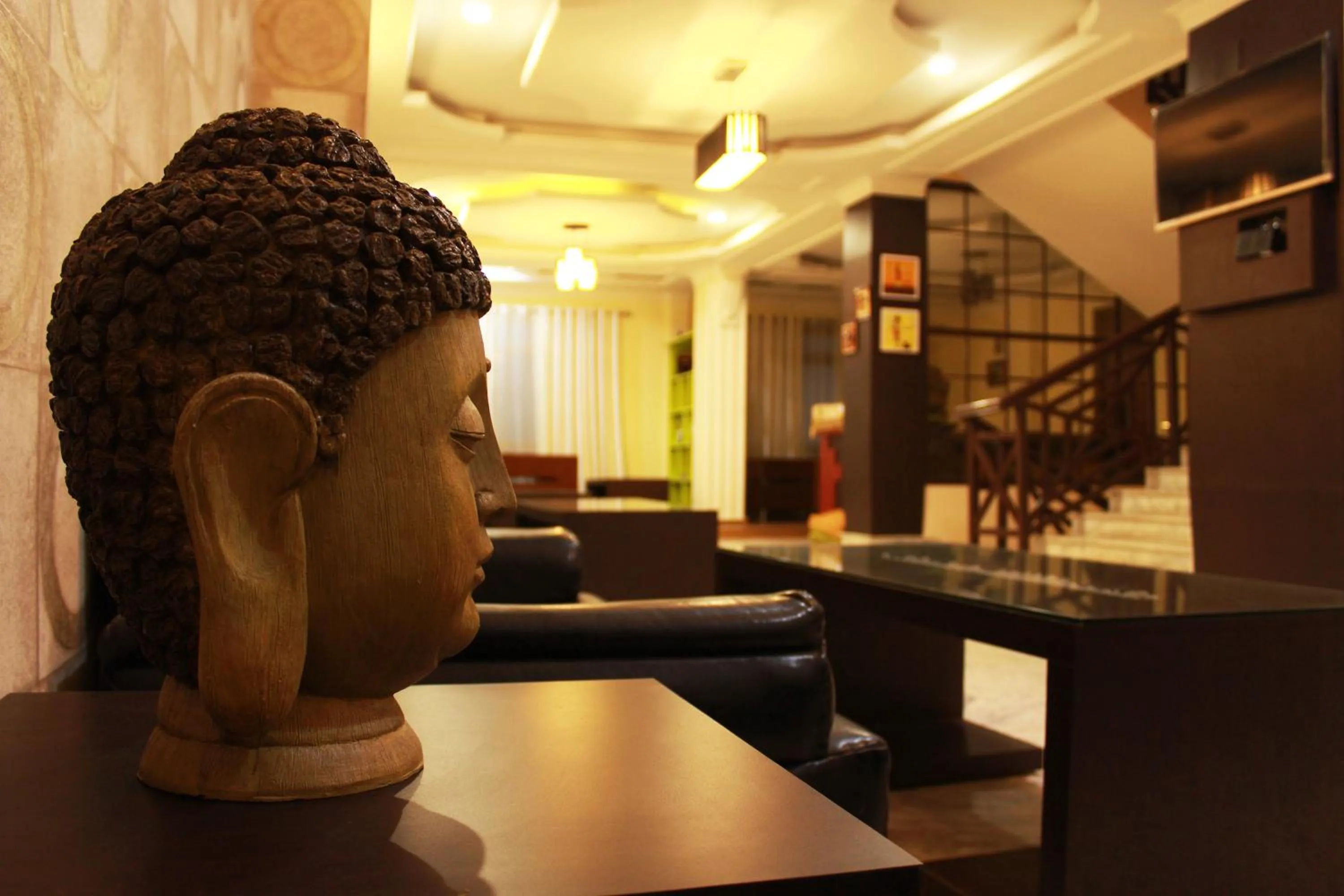 Restaurant/places to eat in Golden Star Continental & Spa