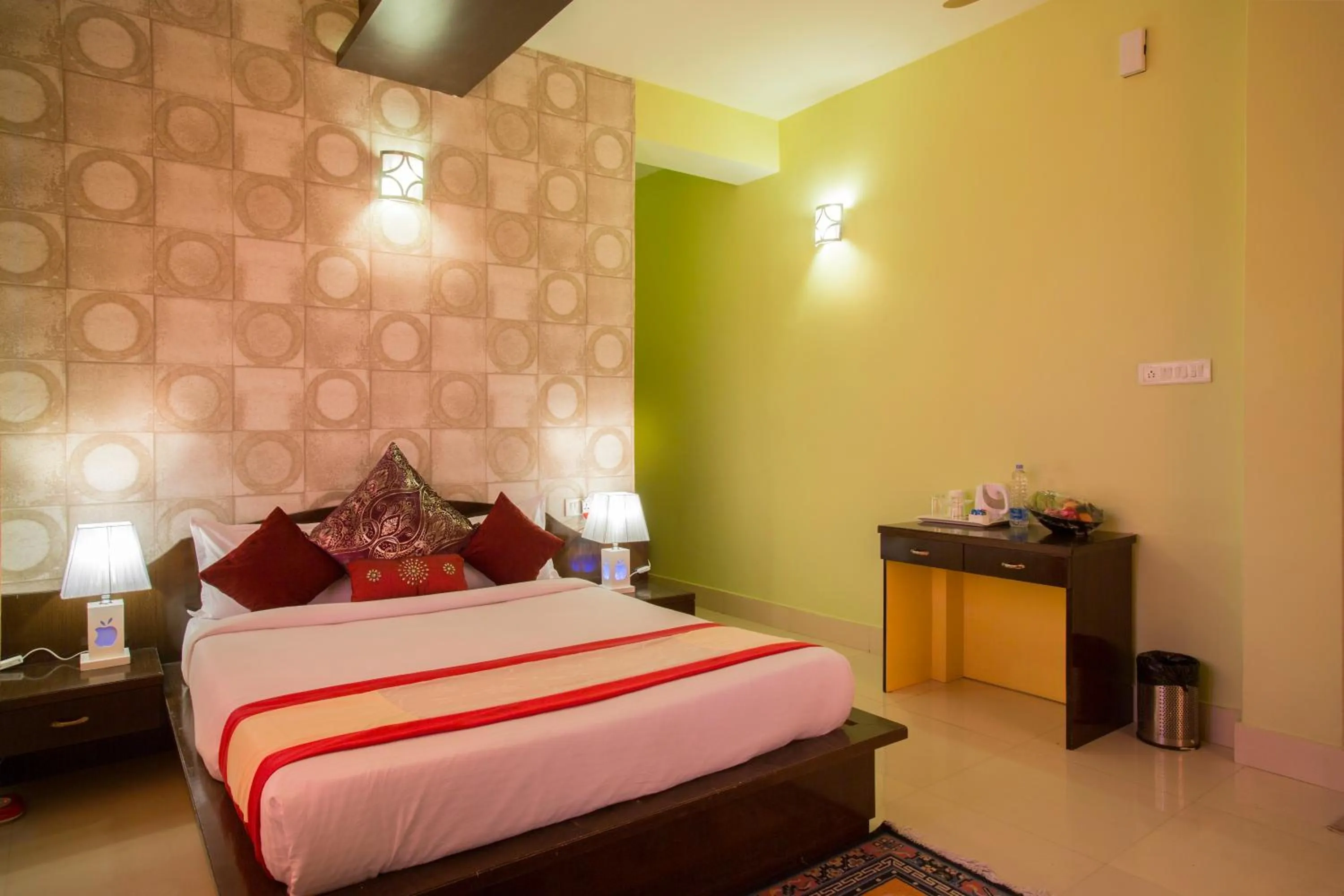 Golden Star Continental & Spa