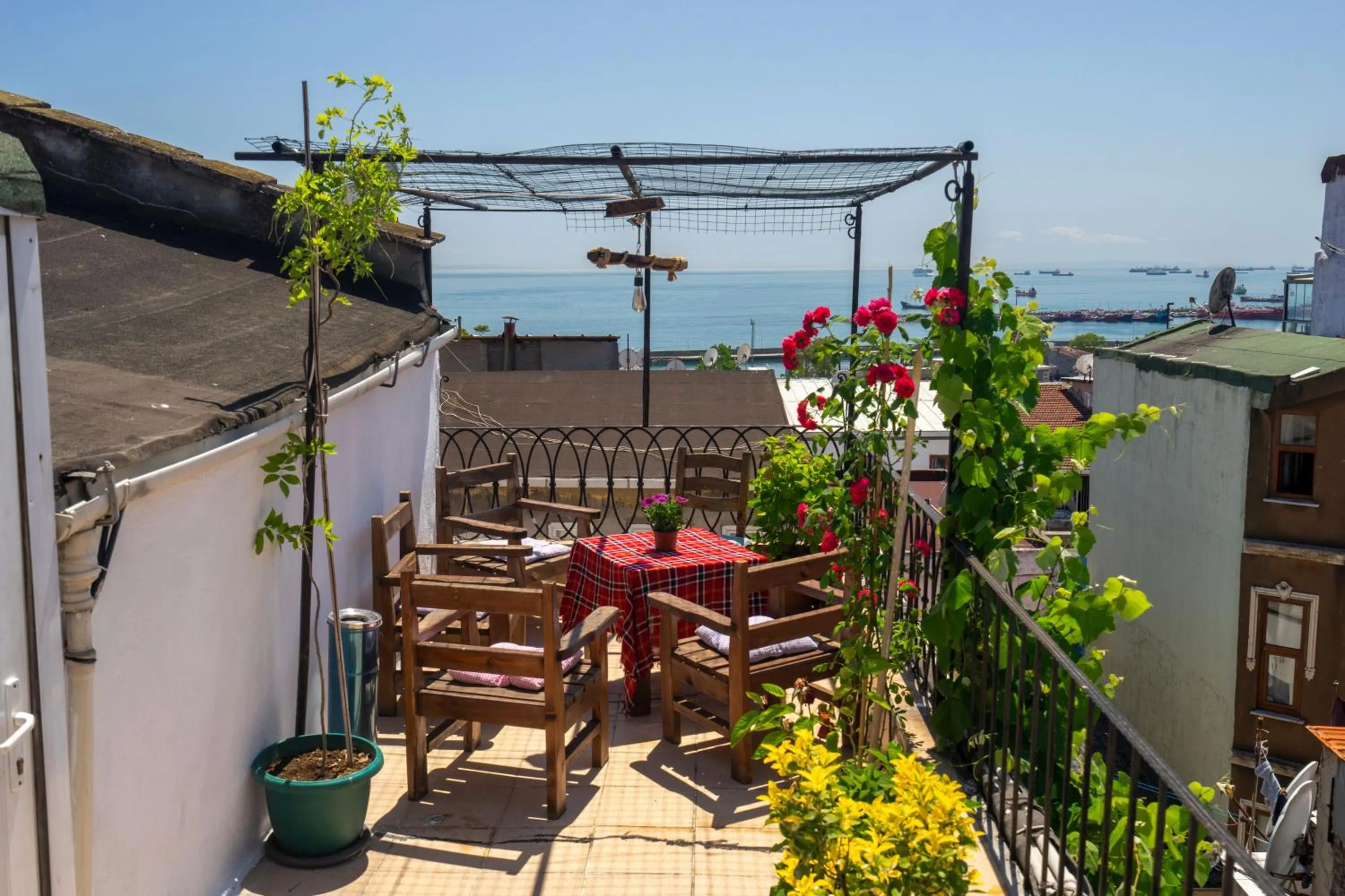 View (from property/room) in Hotel Gedikpasa Family