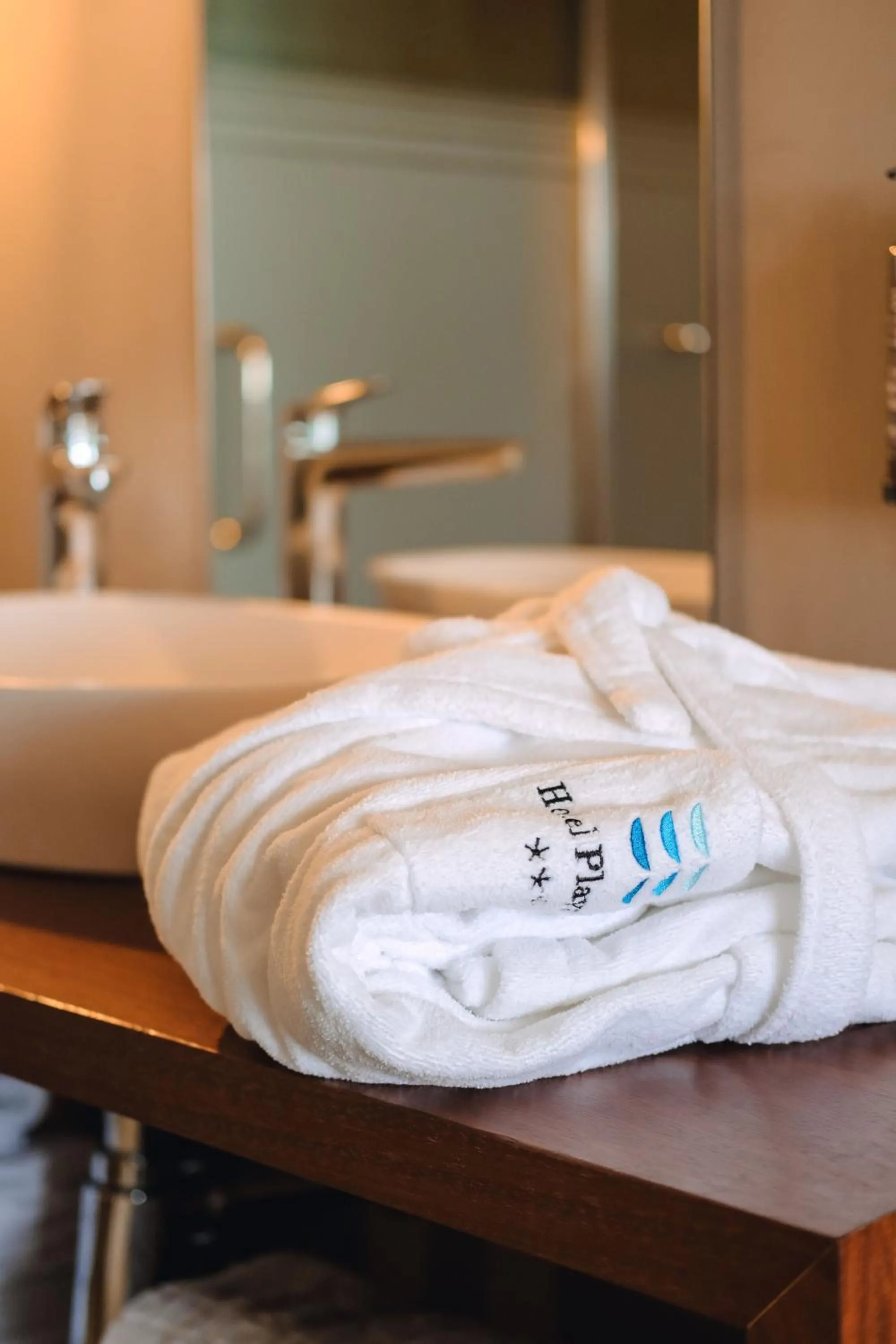 Bedroom, Bed in Hotel Playa Golf - Adults Only