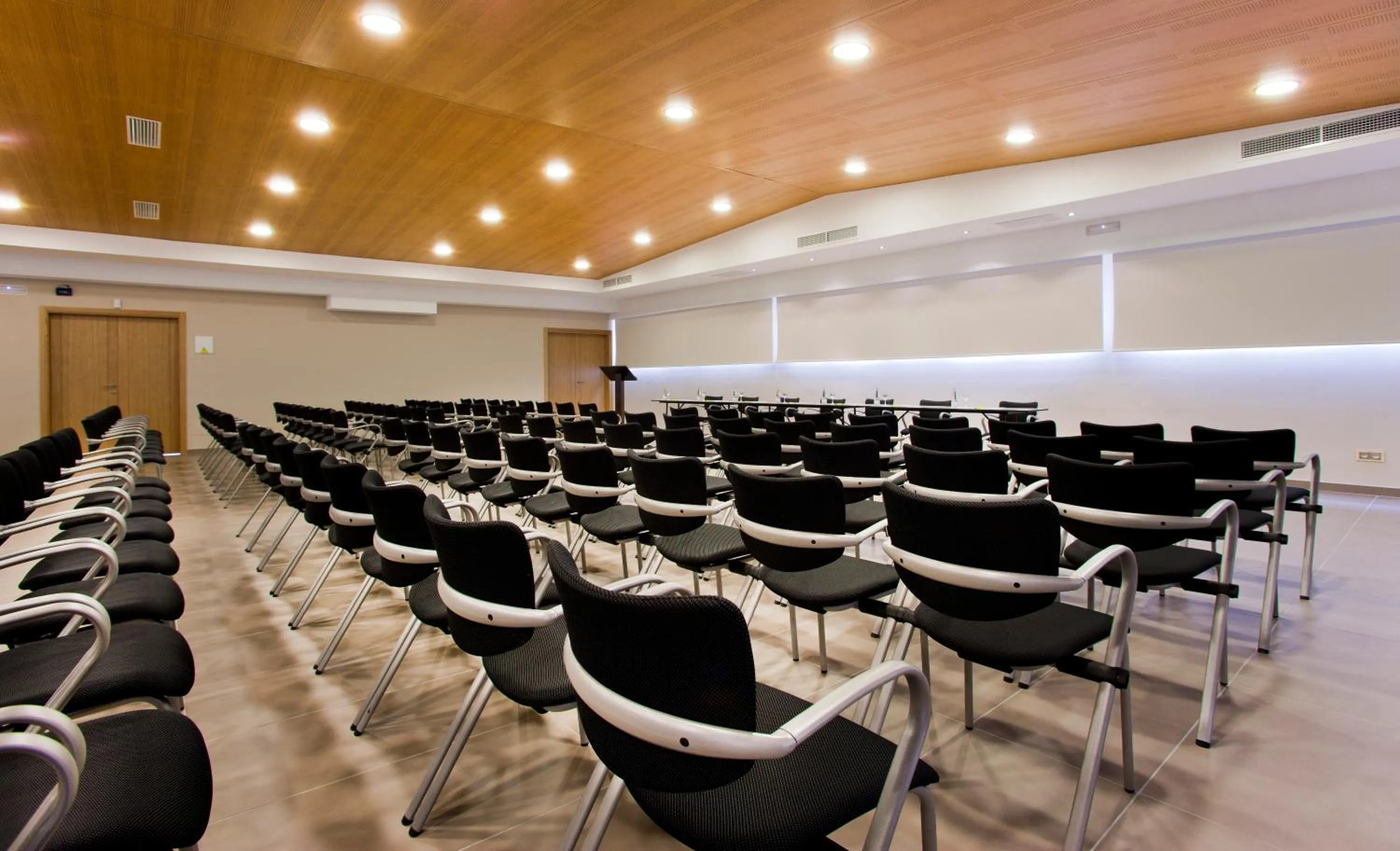 Business facilities in Hotel Playa Golf - Adults Only