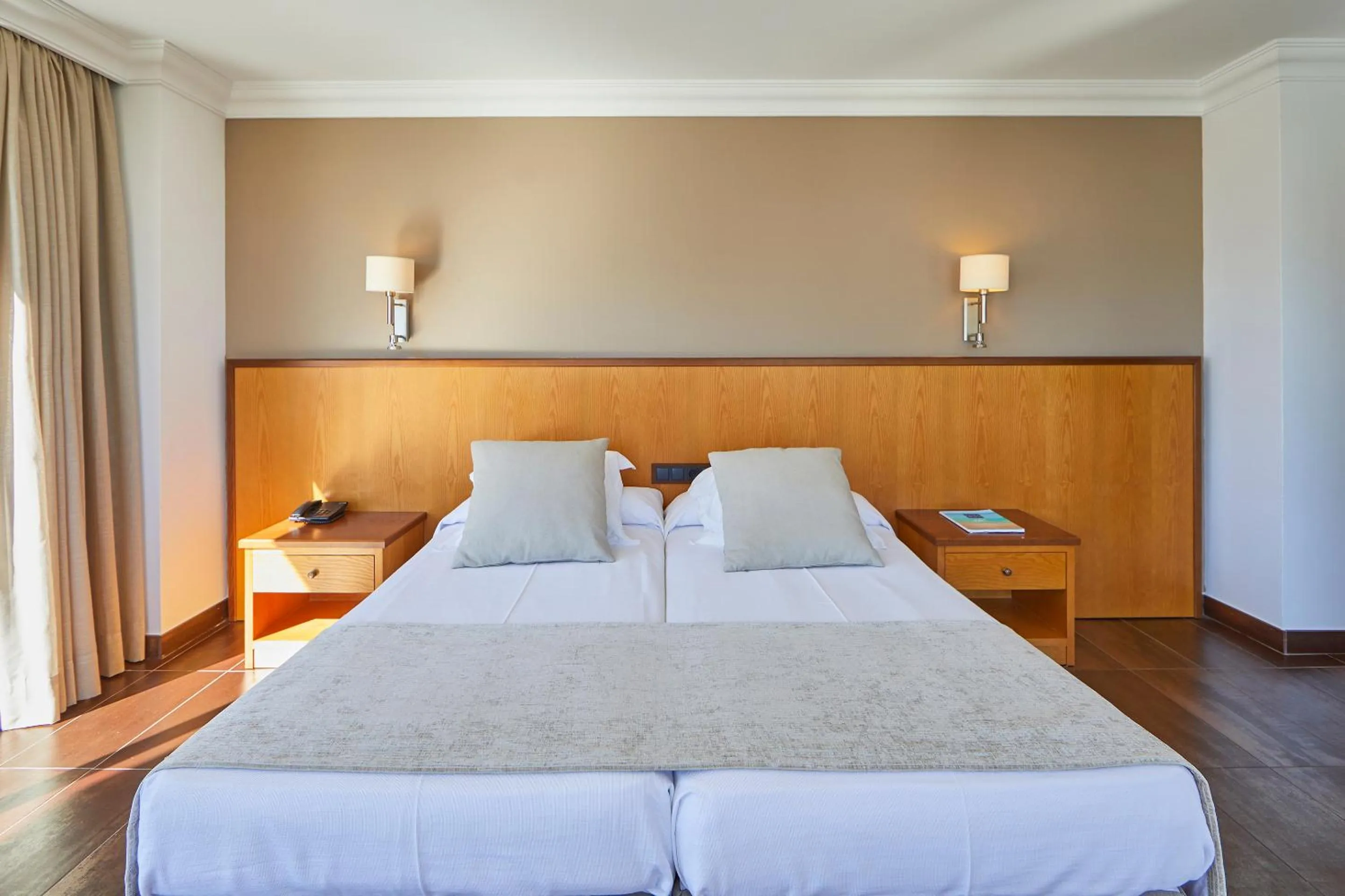 Bed in Hotel Playa Golf - Adults Only