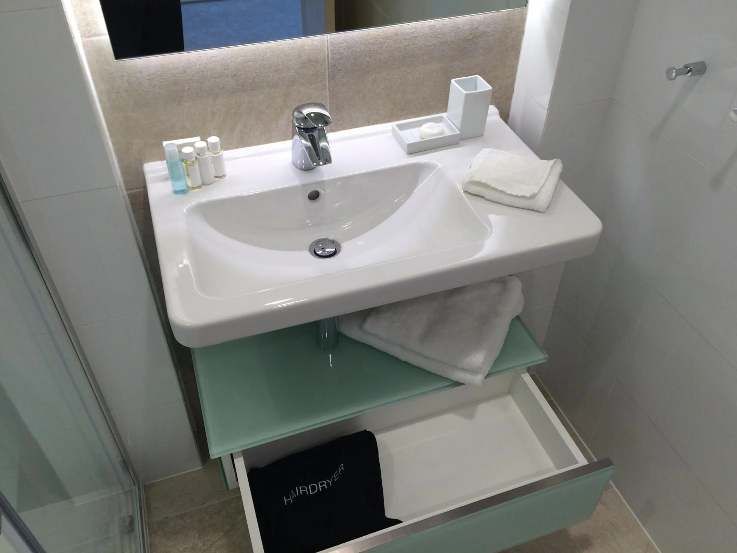 Shower in Hotel Erwin Junker