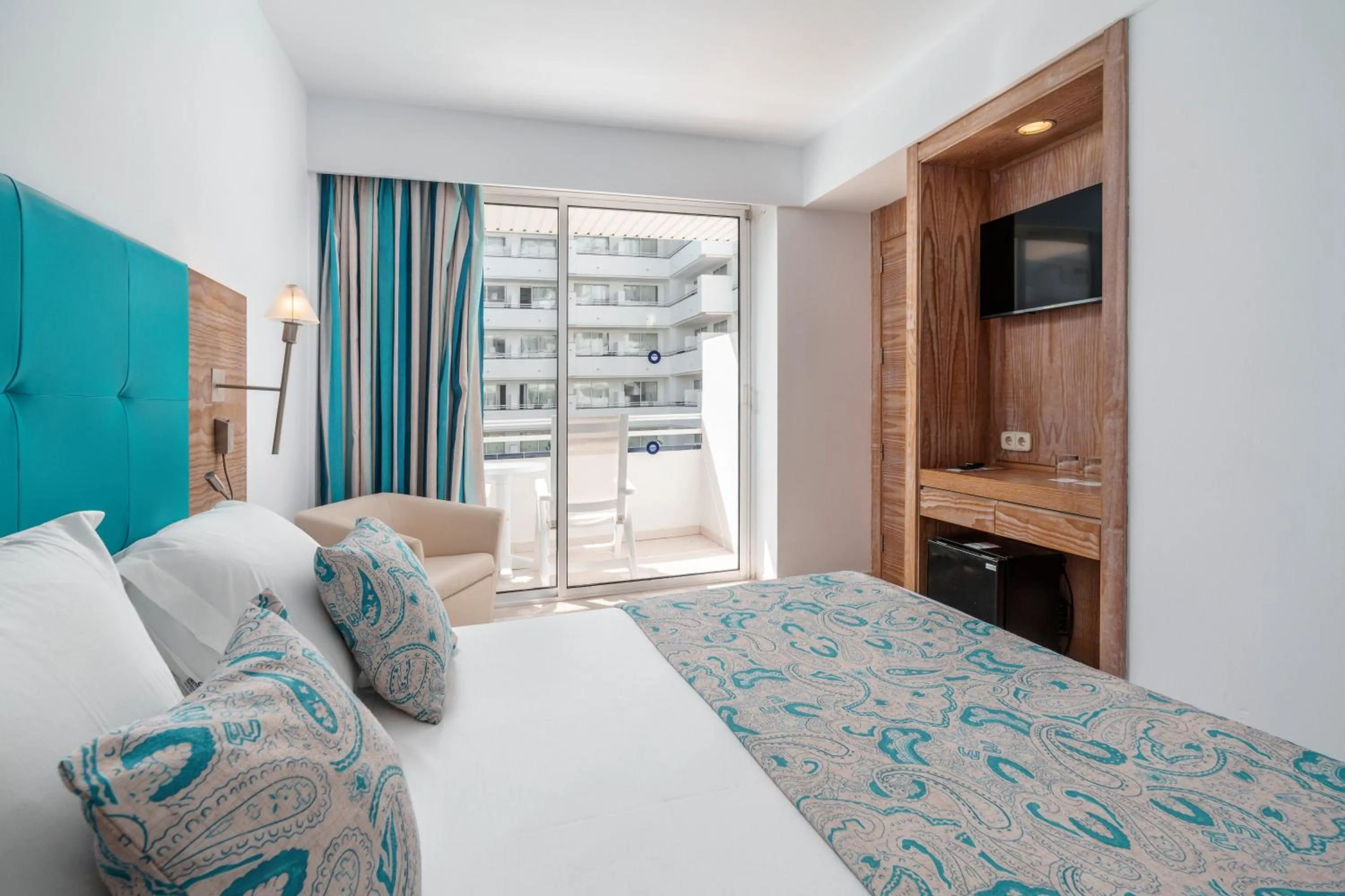 Double - single occupancy in Alua Gran Camp de Mar