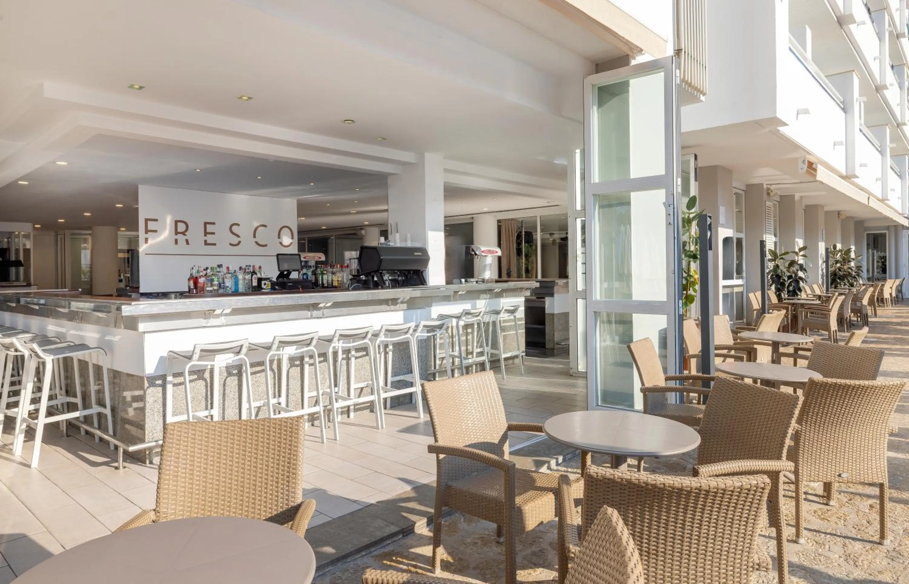 Lounge or bar in Alua Gran Camp de Mar