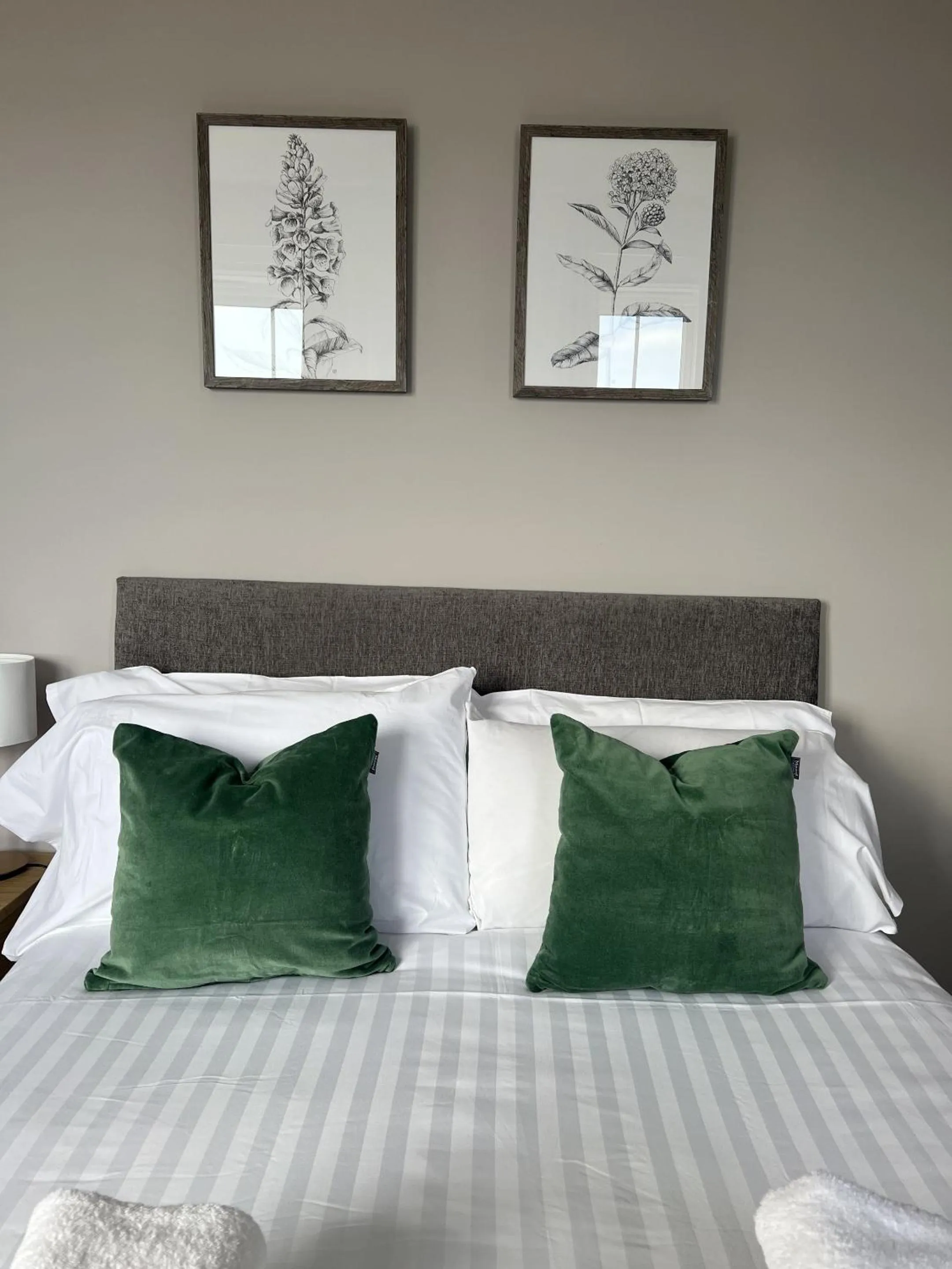 Bedroom, Bed in Tuckers Inn