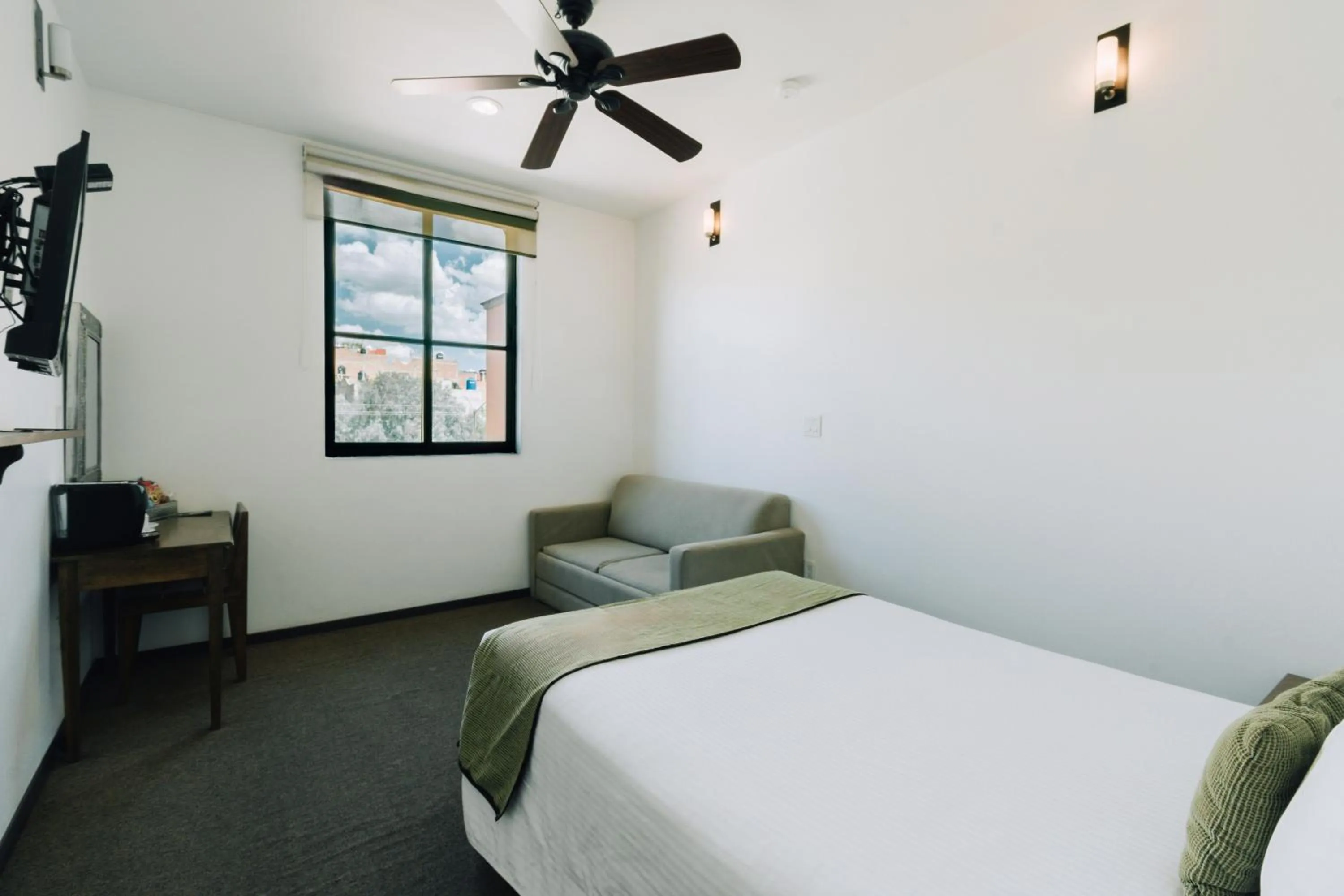 Photo of the whole room, Bed in Hotel La Estación