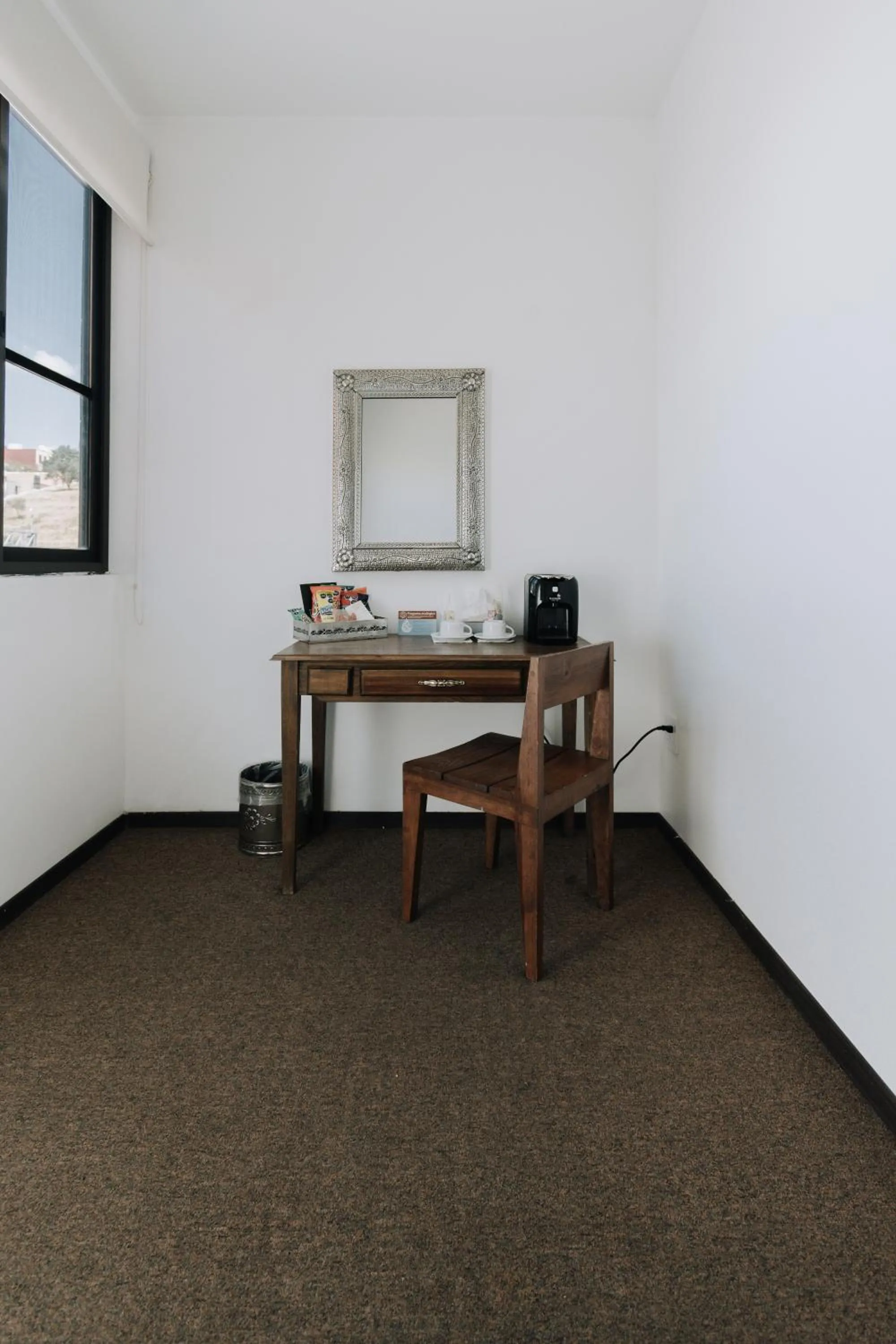 Photo of the whole room in Hotel La Estación