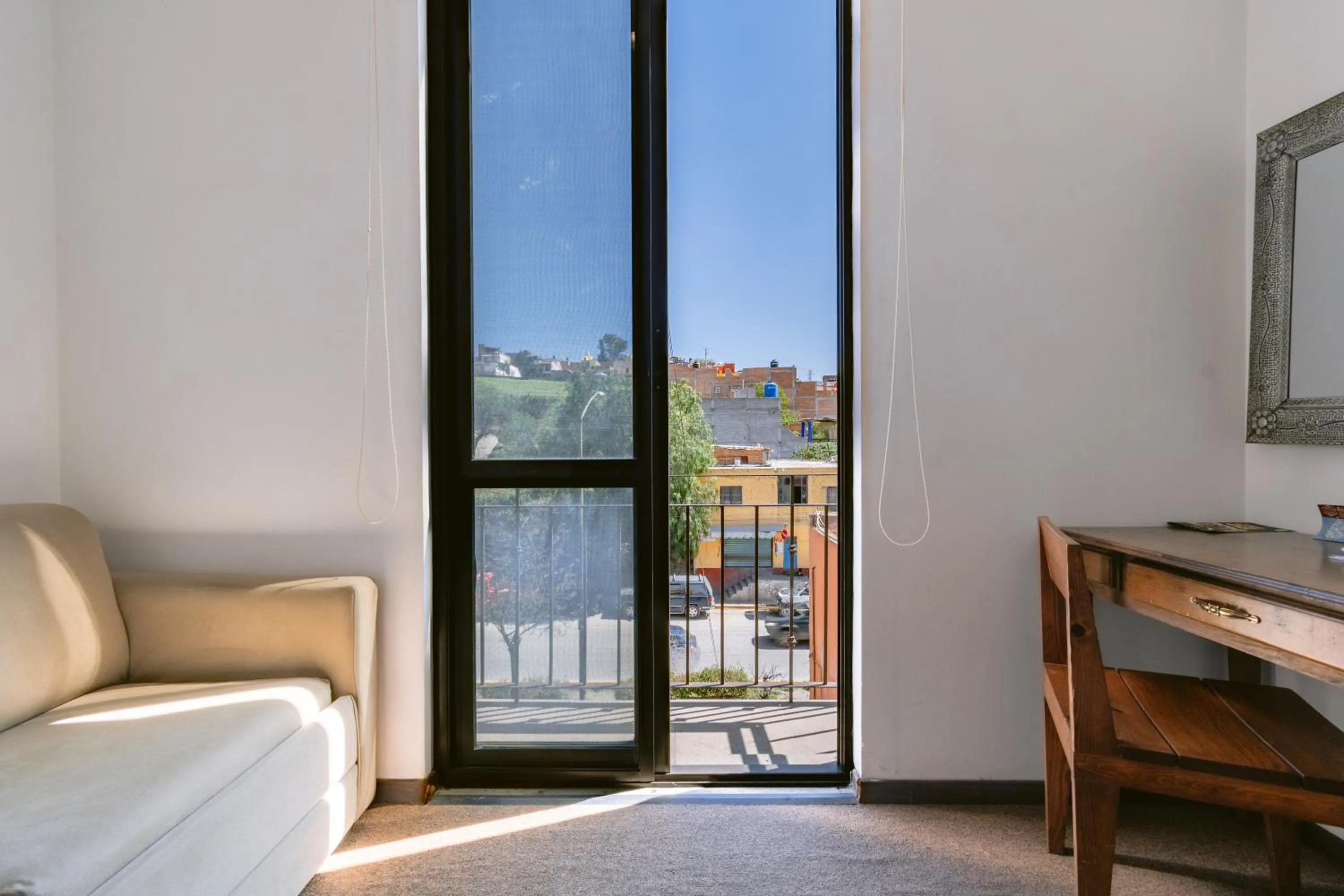 Photo of the whole room in Hotel La Estación