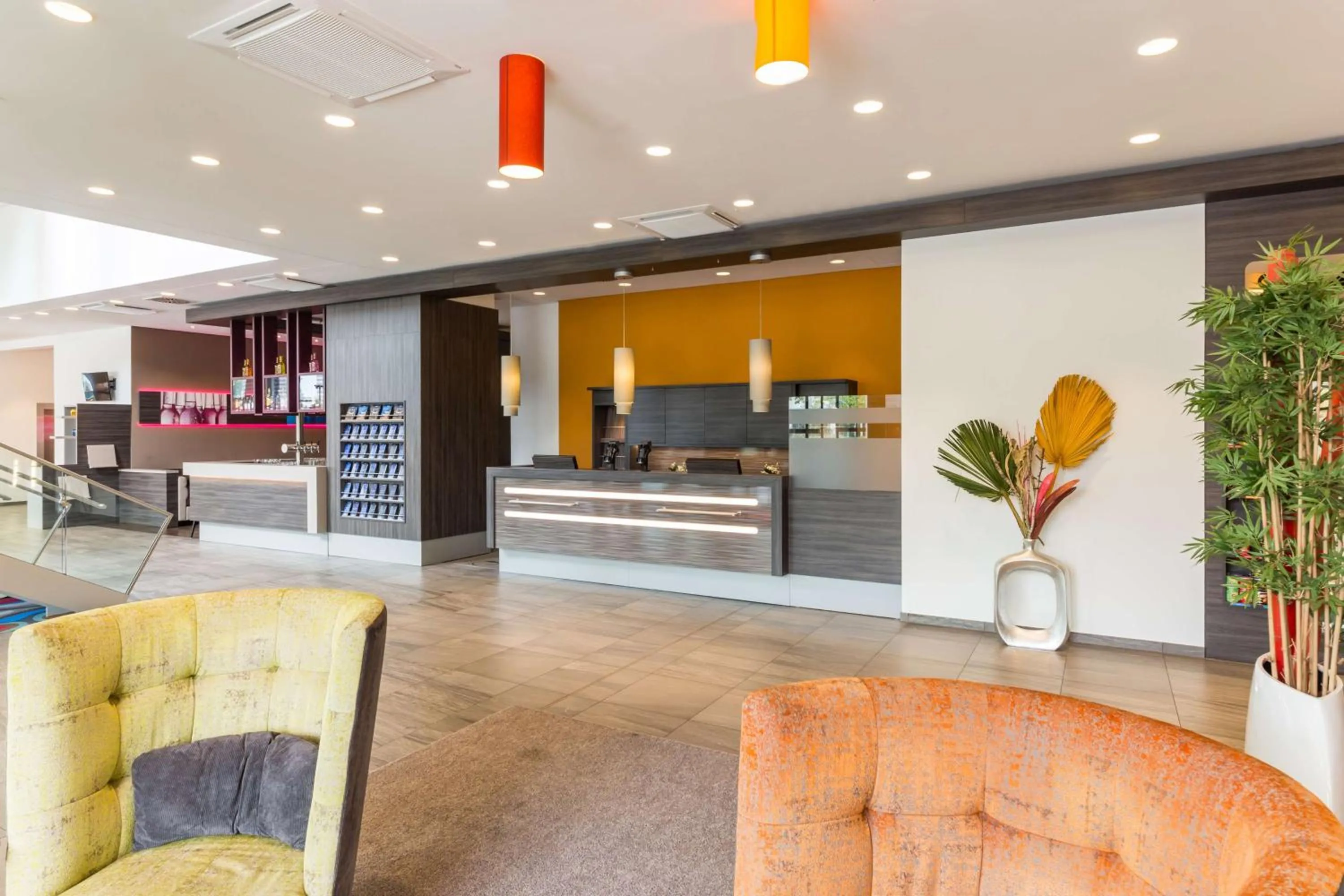 Lobby or reception in Park Inn by Radisson Neumarkt