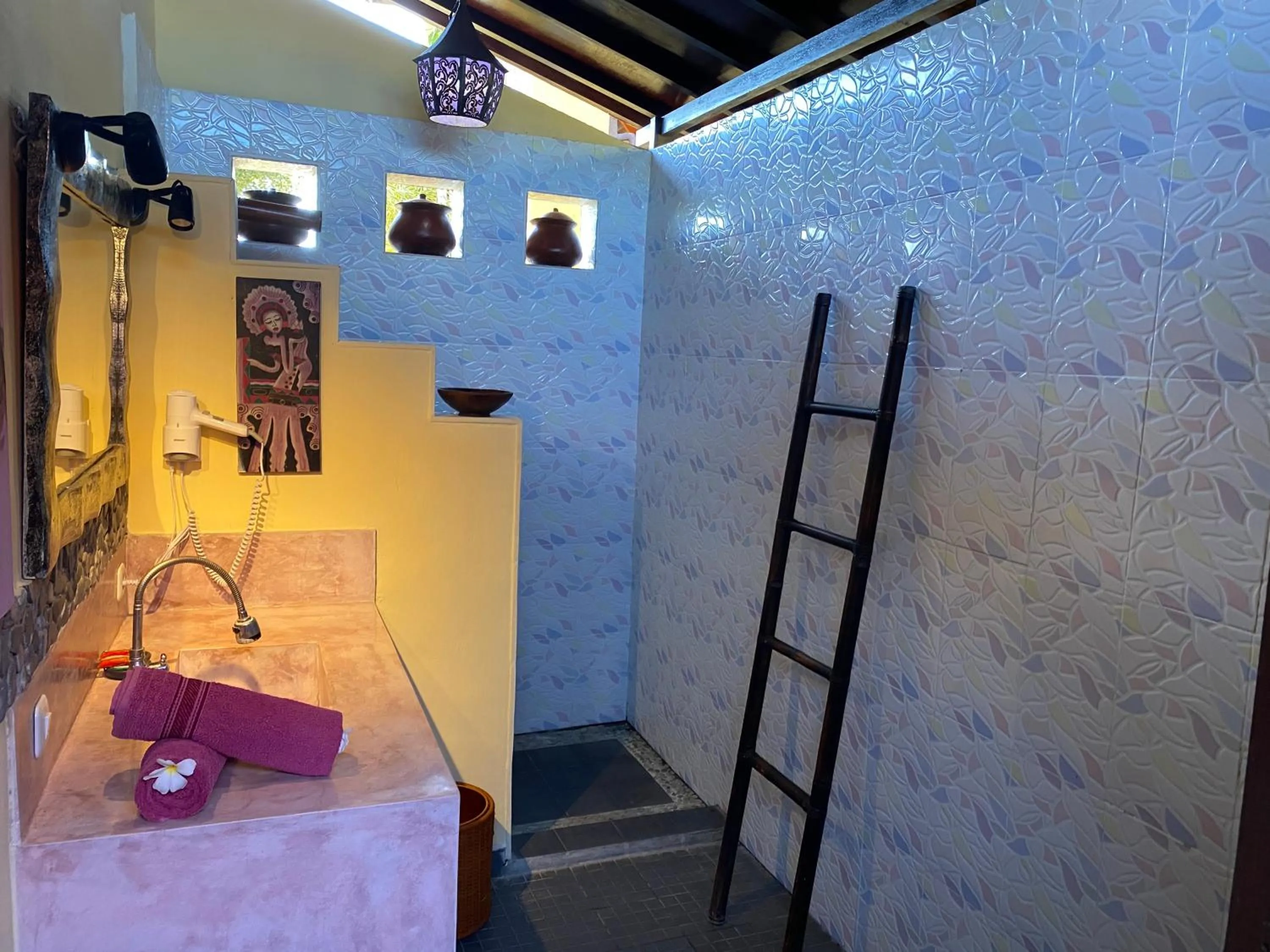 Bathroom in Villa Anjing 2