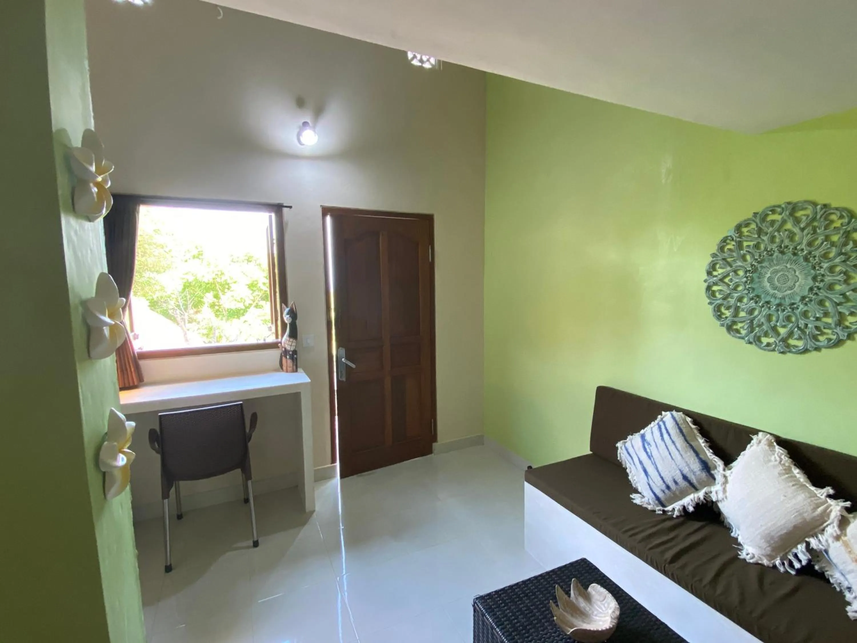 Communal lounge/ TV room in Villa Anjing 2