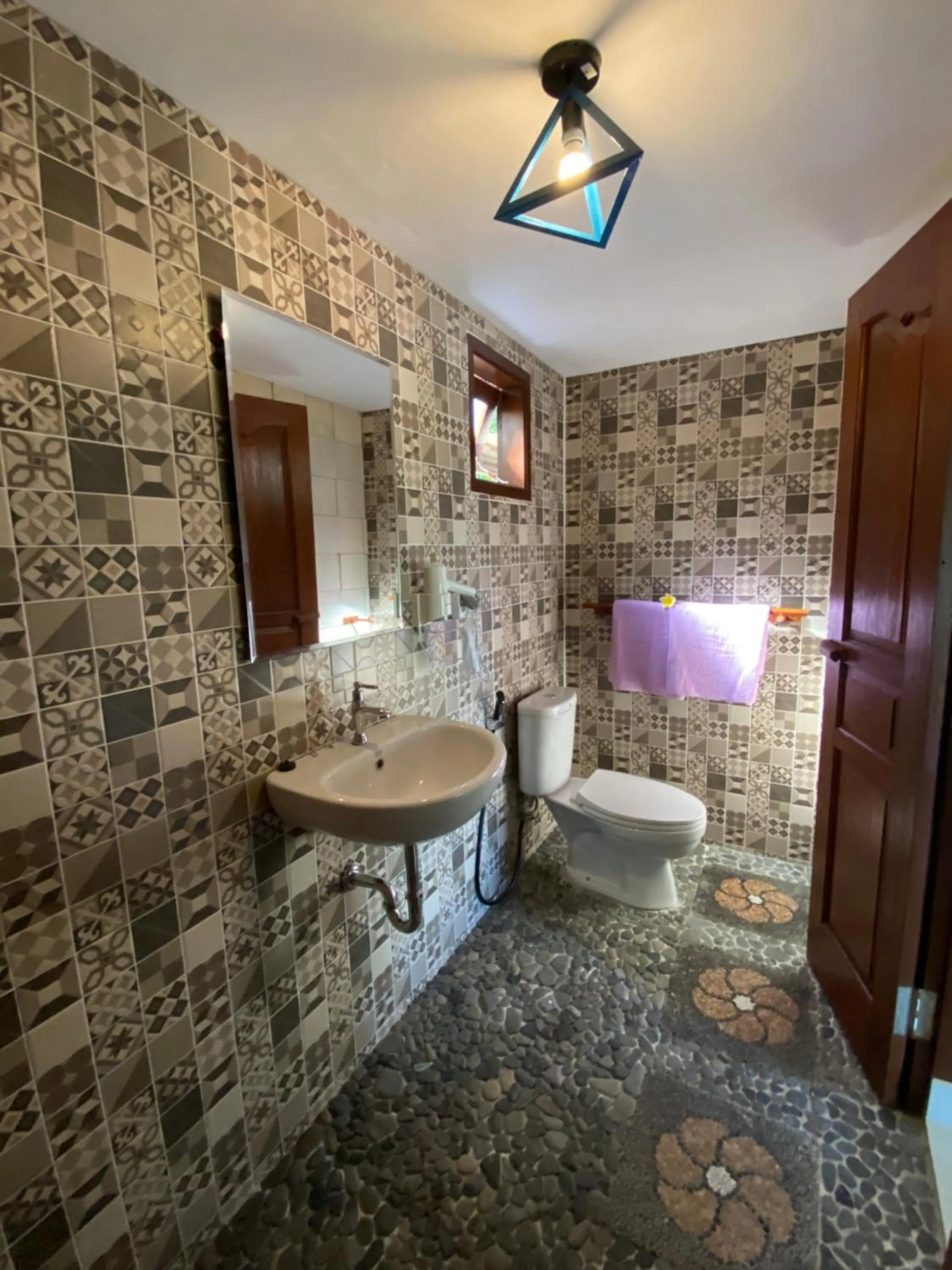 Bathroom in Villa Anjing 2