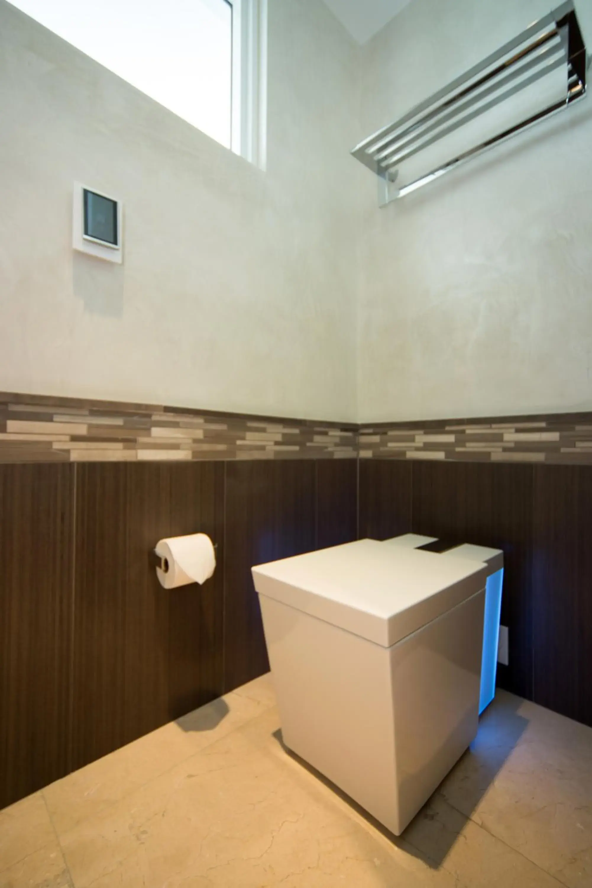 Classic Room with Ocean View in Royal Blues Hotel Classic Room with Ocean View in Royal Blues Hotel