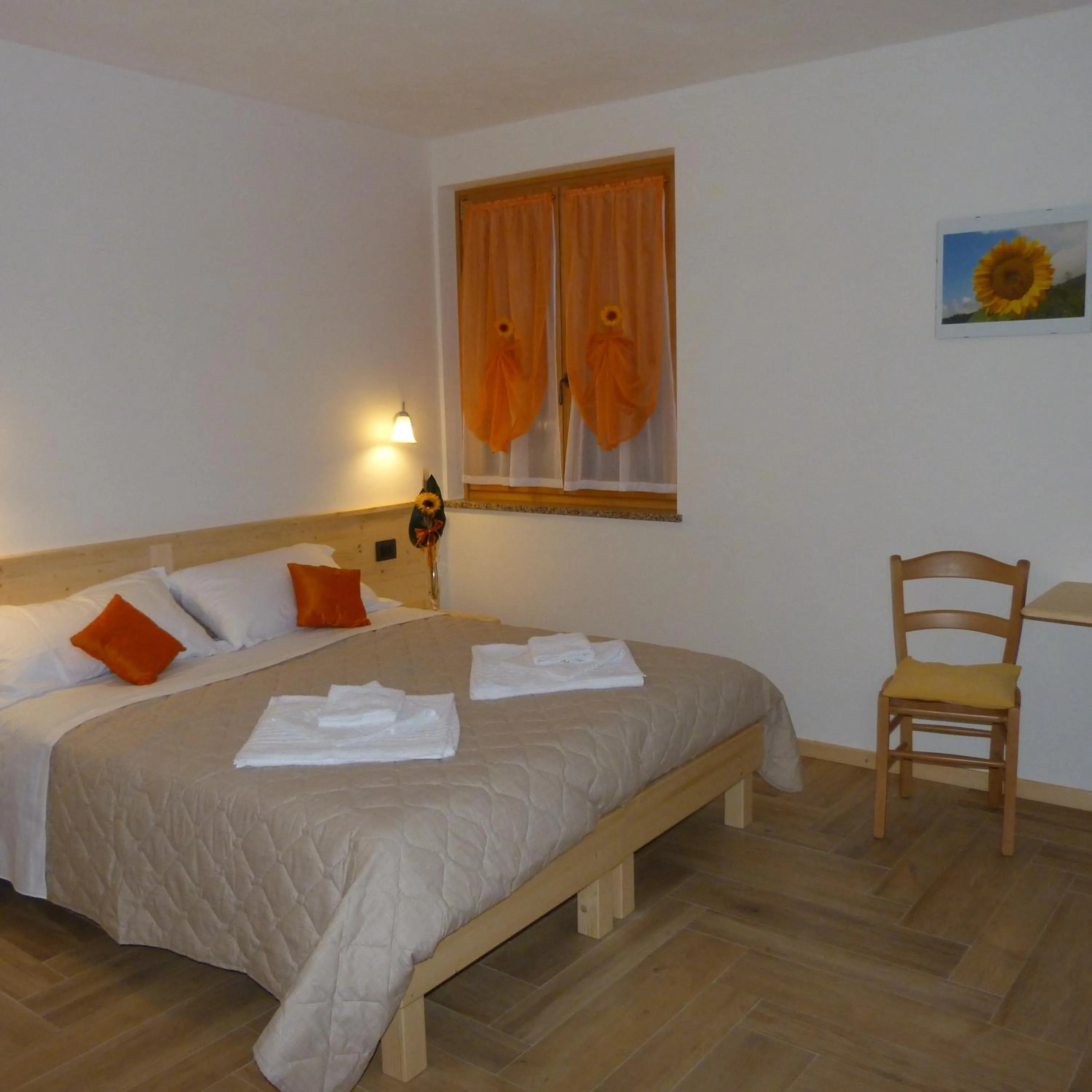 Bedroom, Bed in Agriturismo Fattoria Dalcastagnè