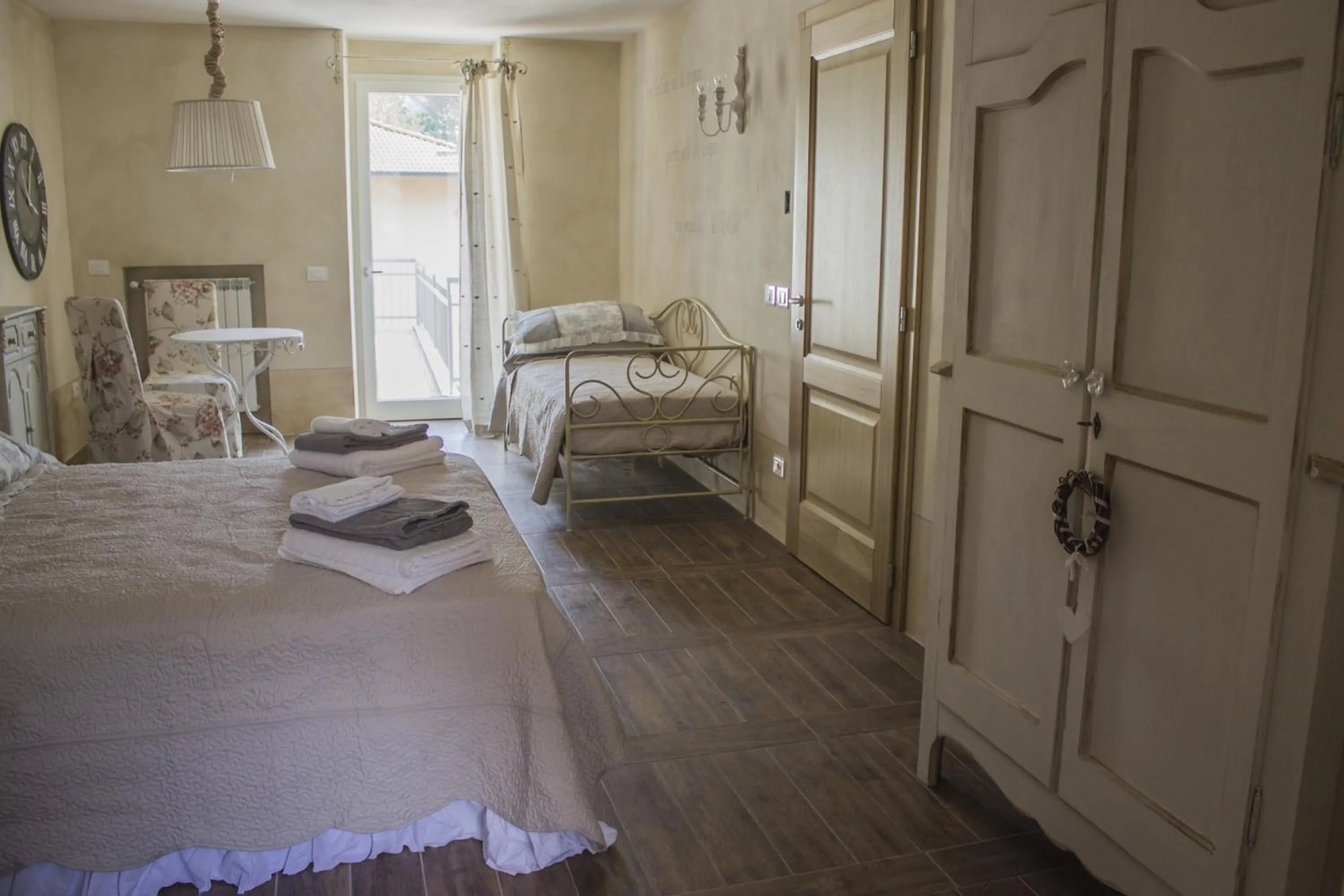 Photo of the whole room, Bed in Le Dolcezze