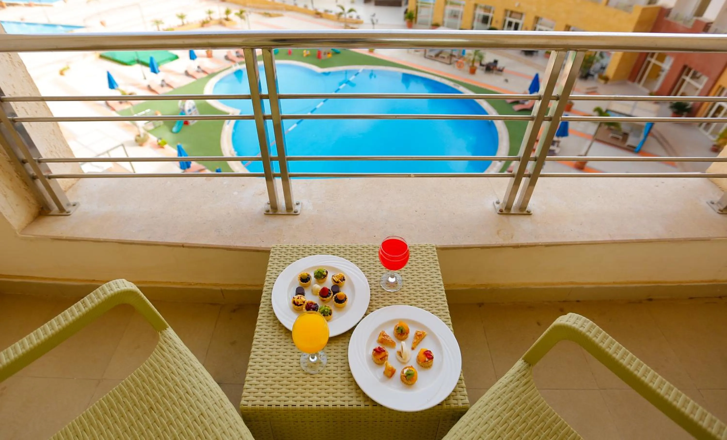 Balcony/Terrace in Tolip Family Park Hotel
