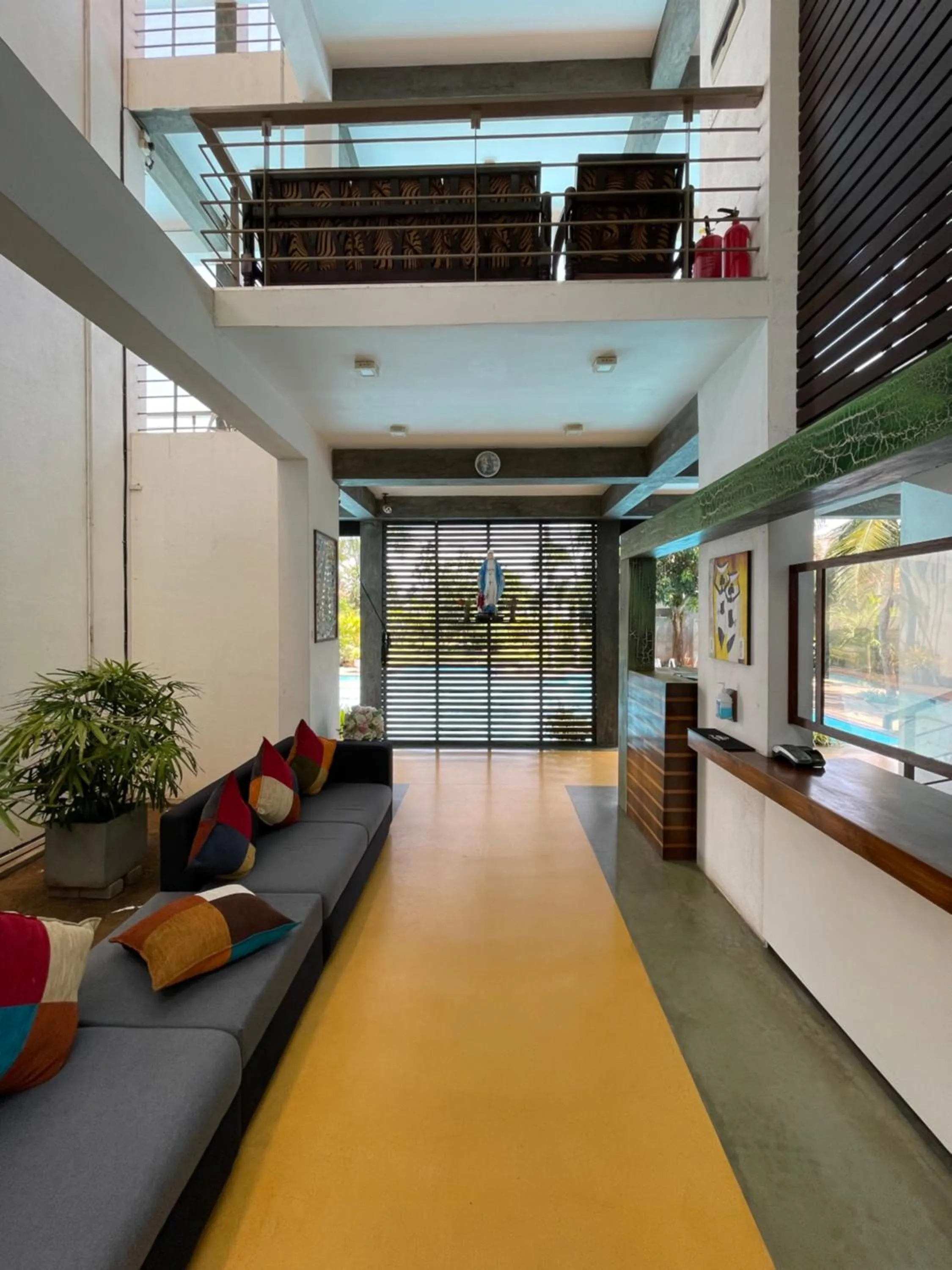 Lobby or reception in Olanro Hotel Negombo