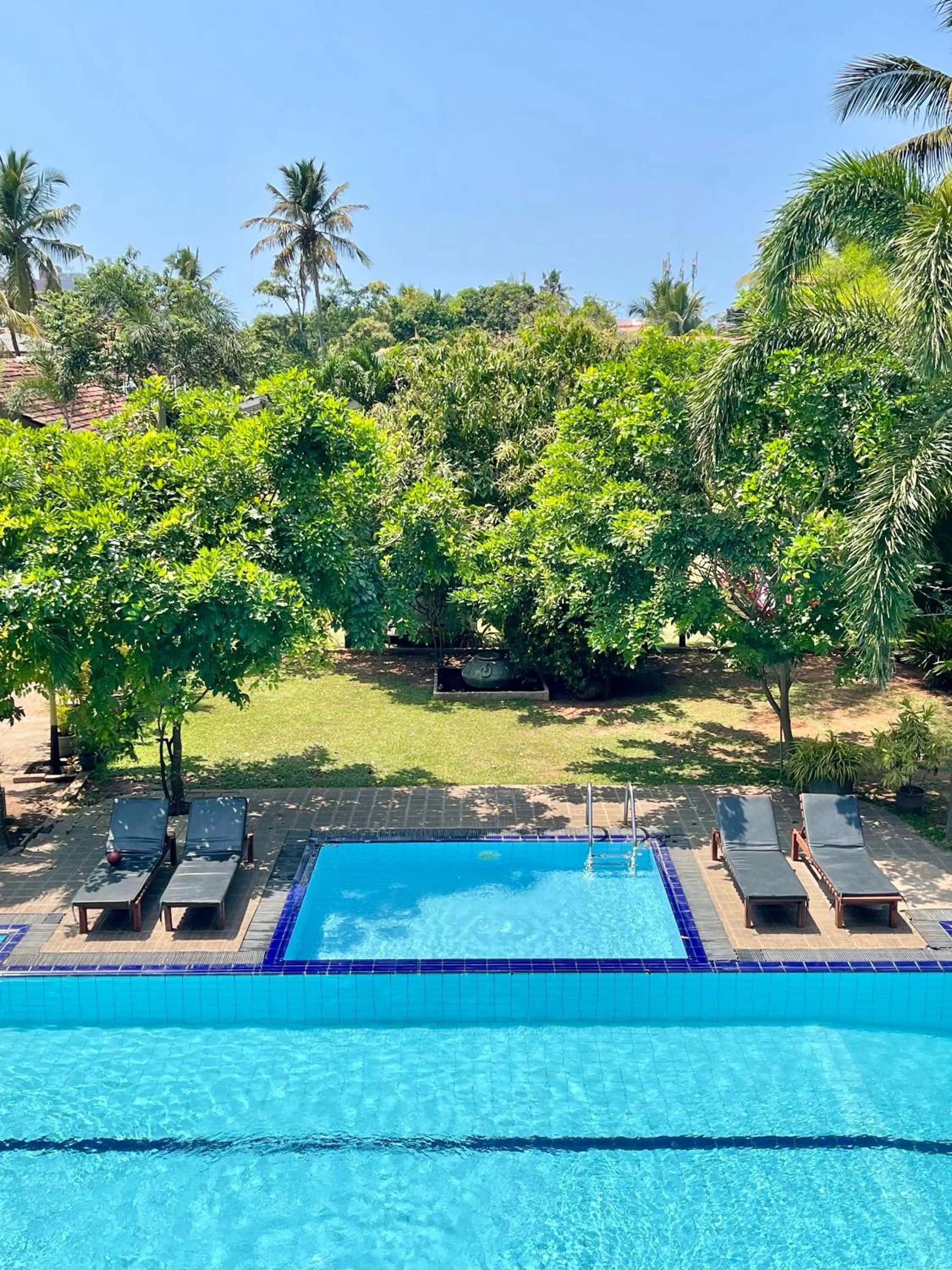 Spring in Olanro Hotel Negombo