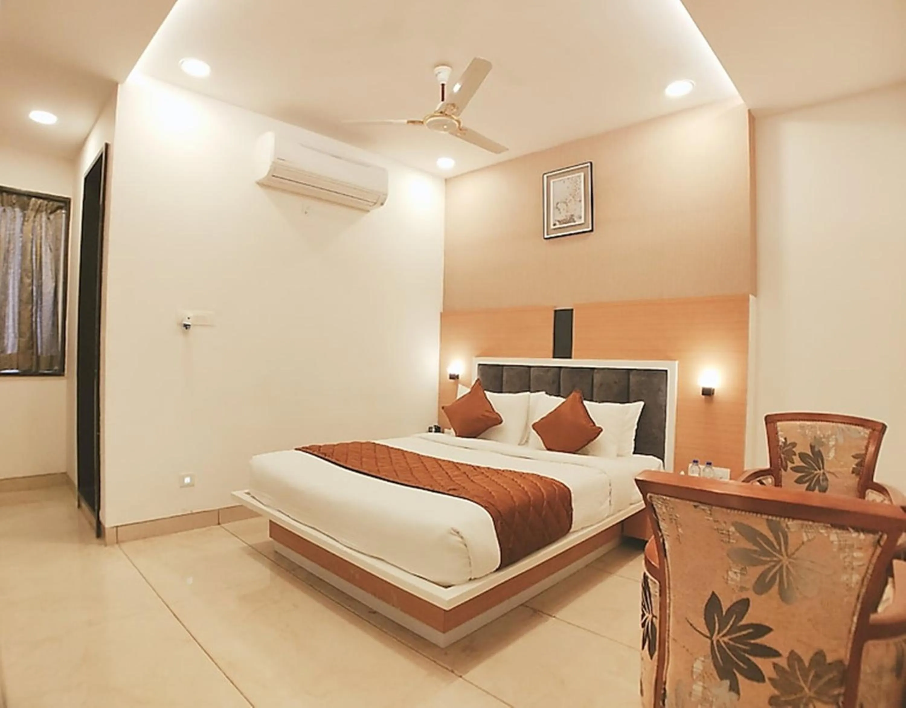 Bed in TGI Insignia Bhopal