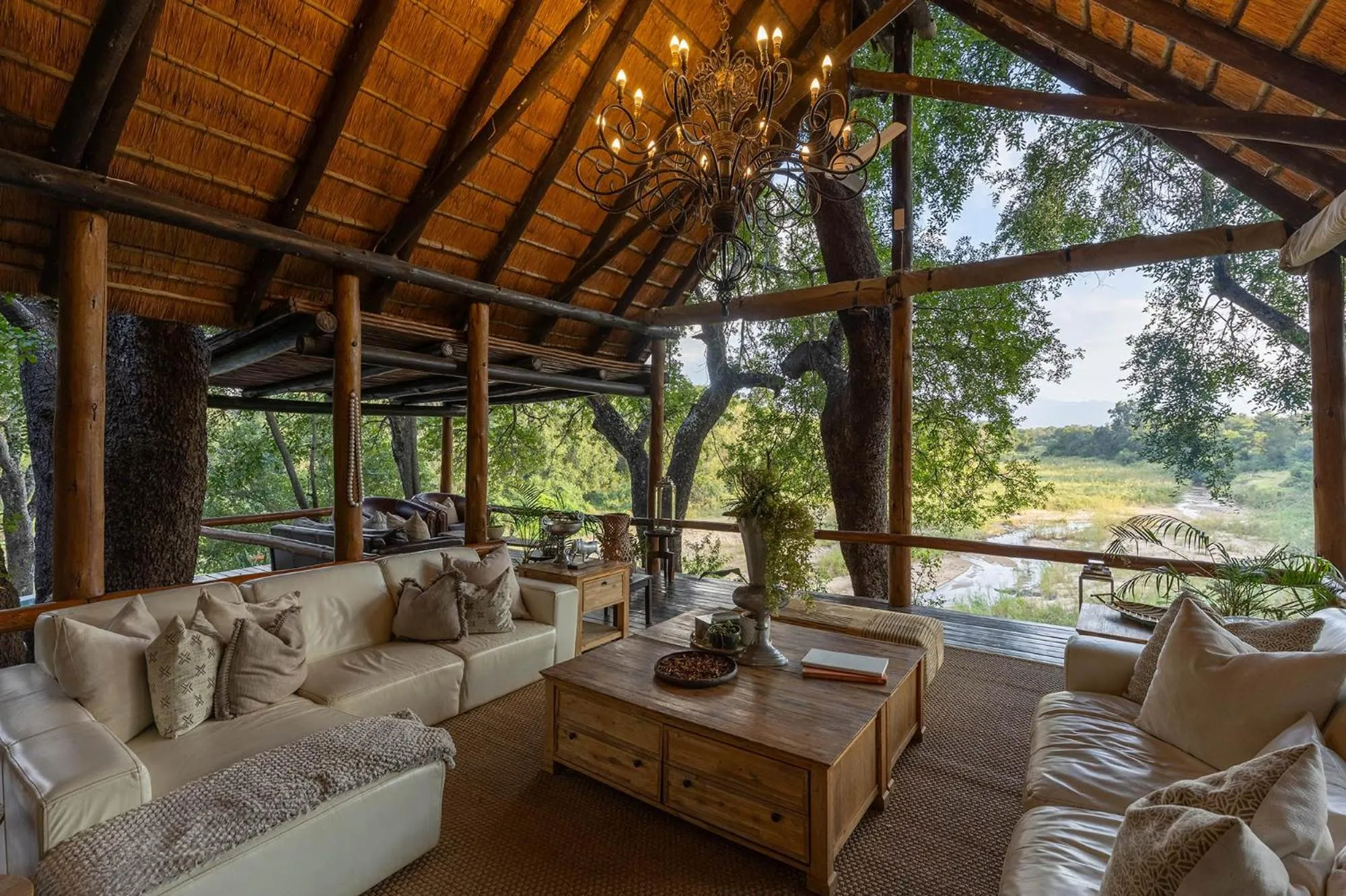 Property building in Karongwe - Kuname Safari Lodge